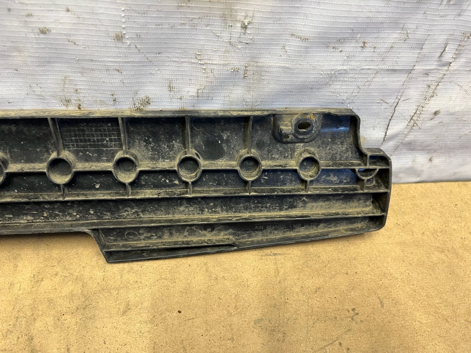 https://gcs.partsauto.market/rn-stockpro.appspot.com/thmbs/userImages/74b999aff9da8d5a09f9ff26dc196135/part/c2598061-5807-4664-a5d1-6485b24182cb_1748419237593.jpg