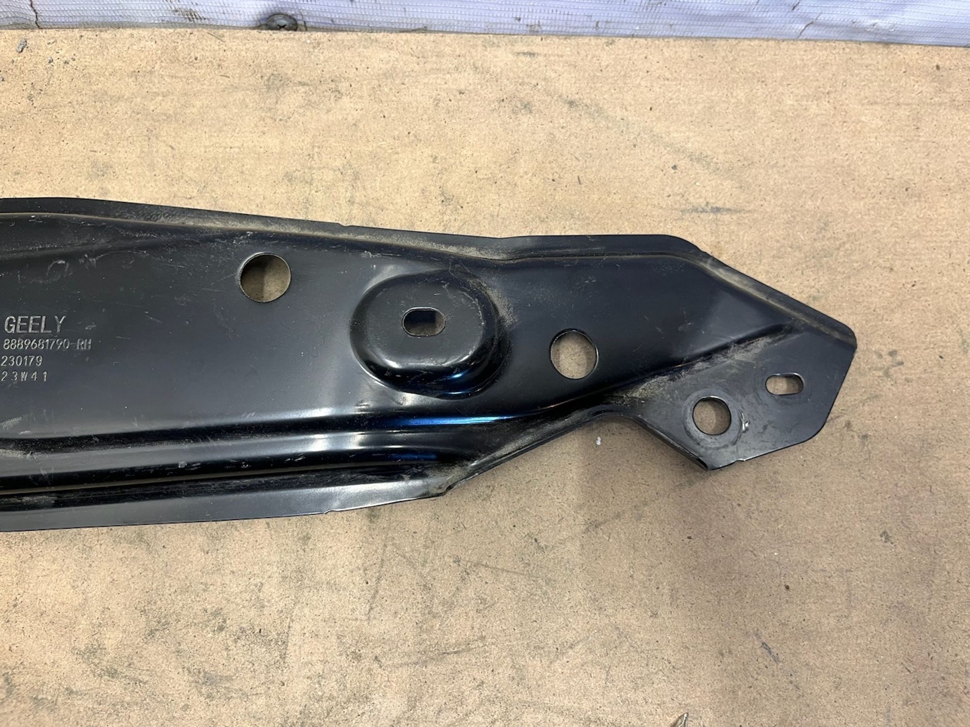https://gcs.partsauto.market/rn-stockpro.appspot.com/thmbs/userImages/74b999aff9da8d5a09f9ff26dc196135/part/c659fefb-4e58-4923-8c54-7f105bca842c_1748419594058.jpg