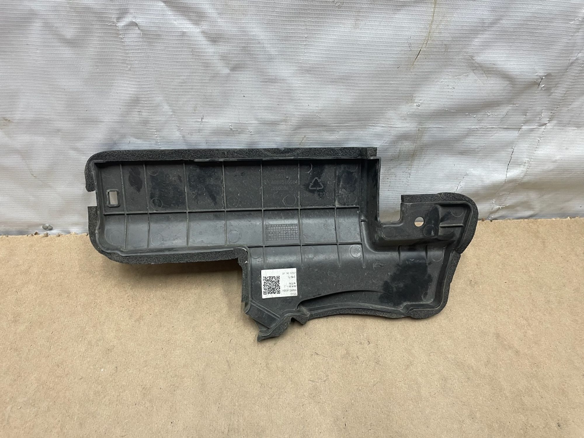https://gcs.partsauto.market/rn-stockpro.appspot.com/thmbs/userImages/74b999aff9da8d5a09f9ff26dc196135/part/c7157e03-ff5d-4351-bc07-2afb2cab2e52_1732796671228.jpg