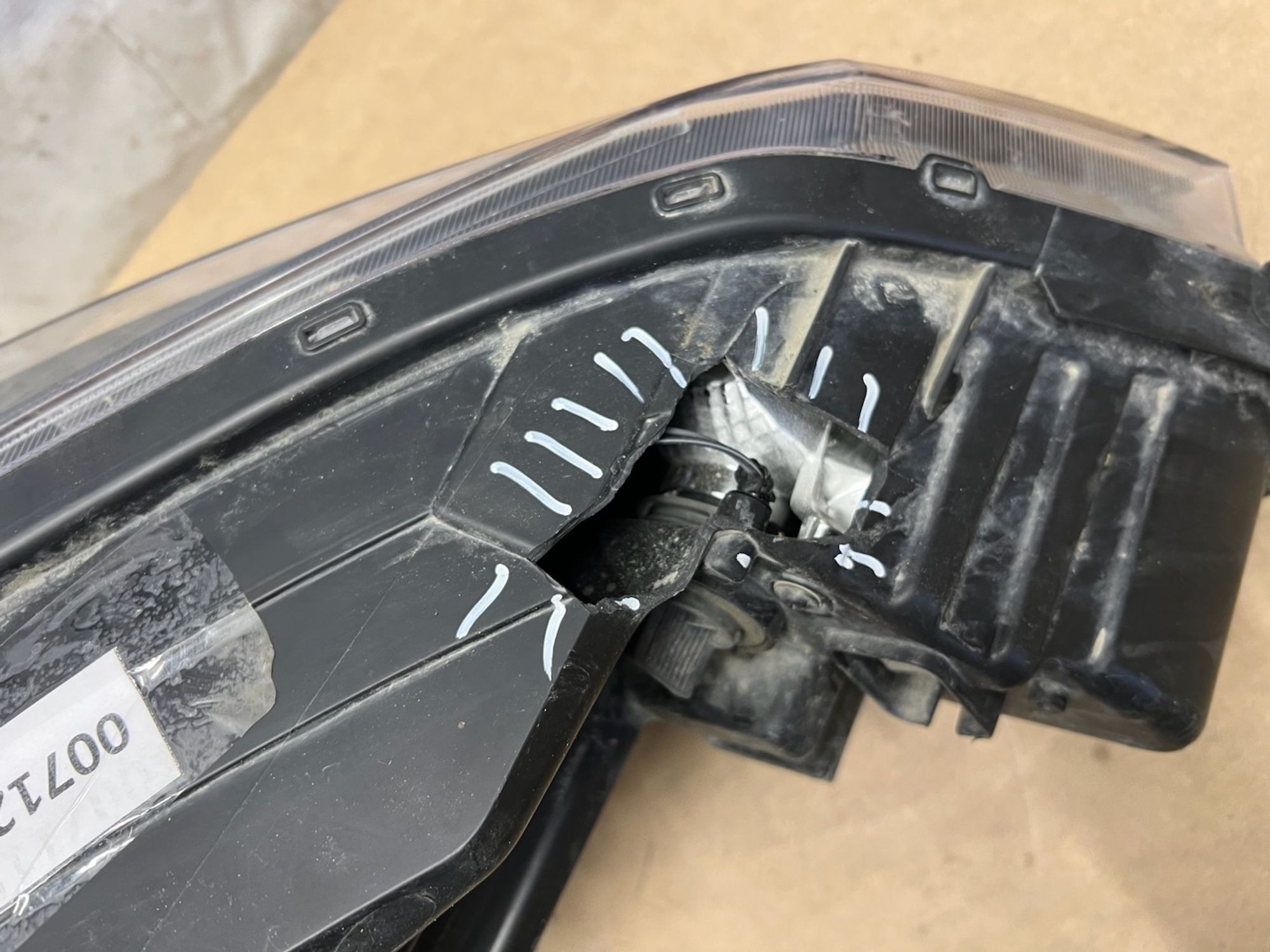 https://gcs.partsauto.market/rn-stockpro.appspot.com/thmbs/userImages/74b999aff9da8d5a09f9ff26dc196135/part/c96b977b-3571-4e31-b998-e1c00780ed1f_1747764540249.jpg