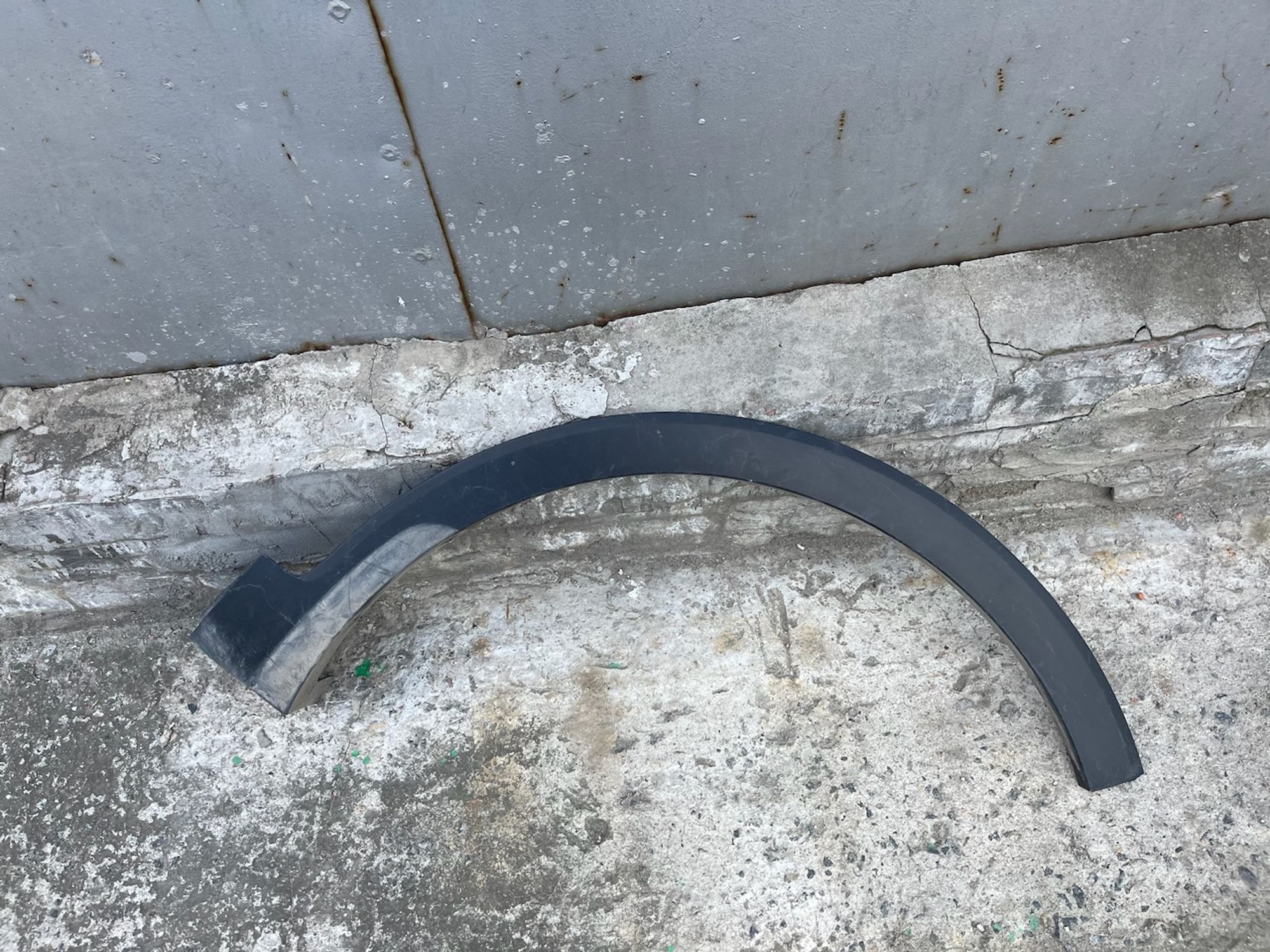 https://gcs.partsauto.market/rn-stockpro.appspot.com/thmbs/userImages/74b999aff9da8d5a09f9ff26dc196135/part/cb2fef12-d537-45fd-996d-d73772346063_1747997886076.jpg