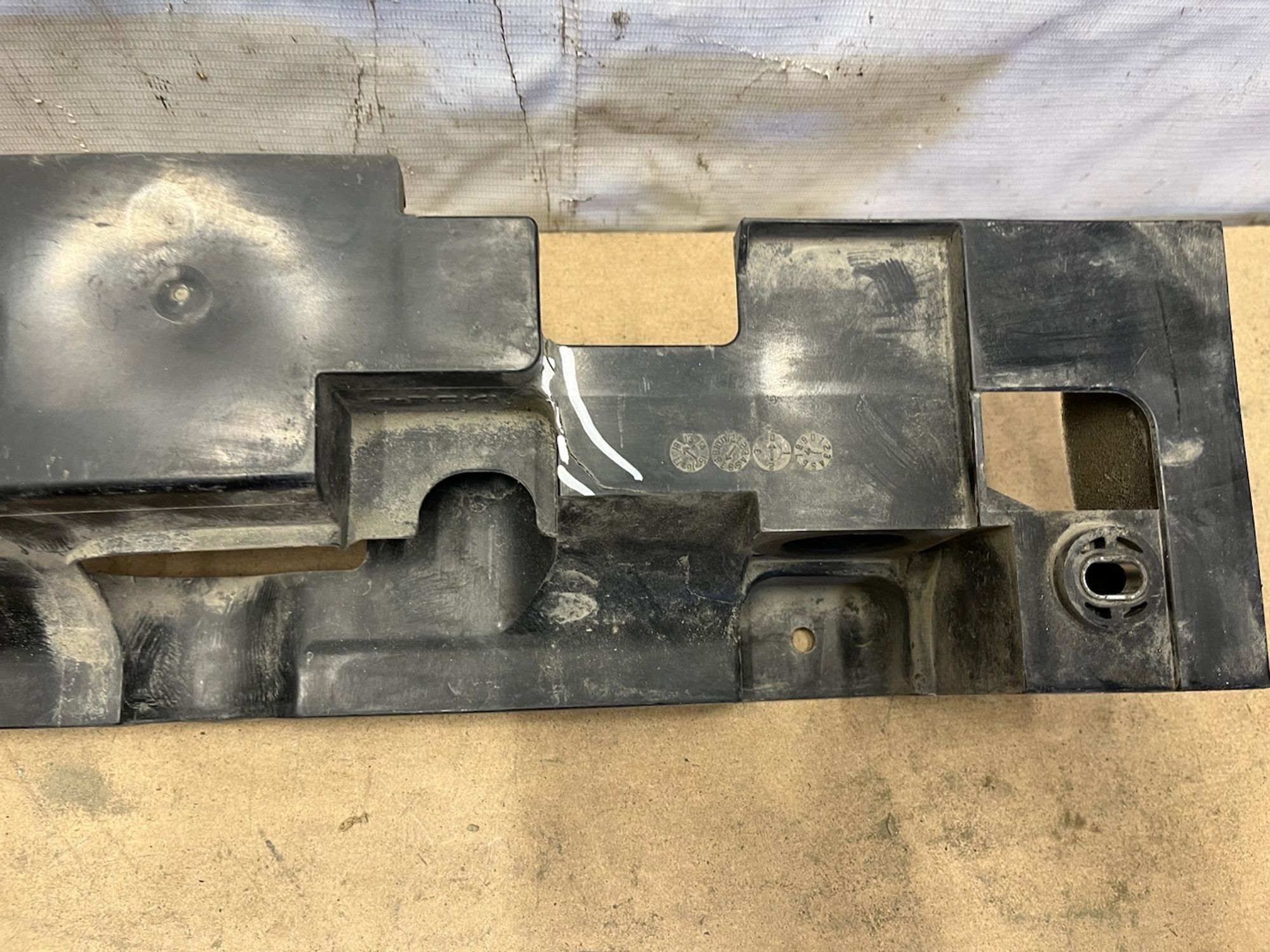 https://gcs.partsauto.market/rn-stockpro.appspot.com/thmbs/userImages/74b999aff9da8d5a09f9ff26dc196135/part/cd0a4ce6-d898-456c-85e5-faa4d7286da1_1748434910694.jpg