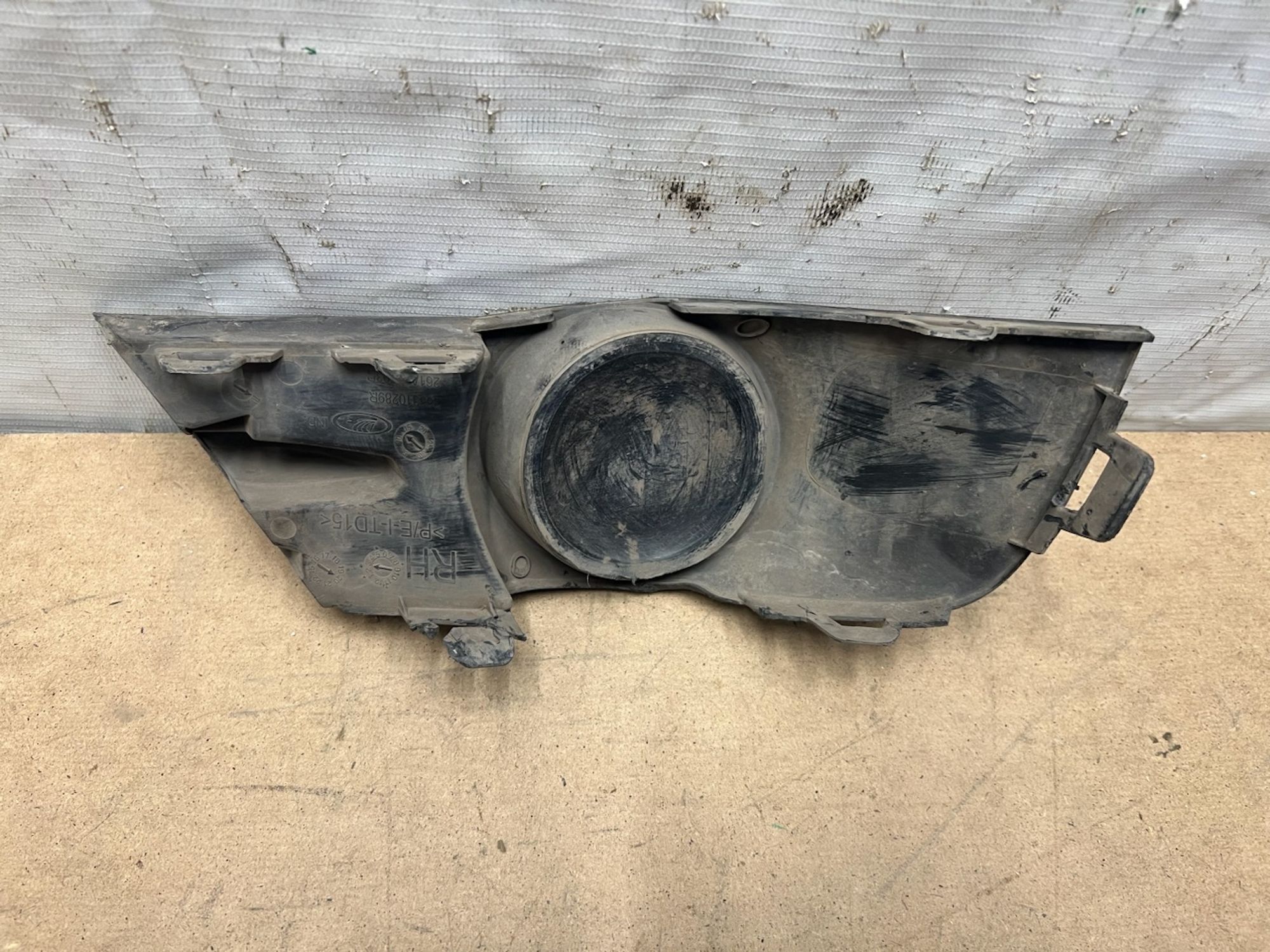 https://gcs.partsauto.market/rn-stockpro.appspot.com/thmbs/userImages/74b999aff9da8d5a09f9ff26dc196135/part/cd4f8483-7d56-40f0-9374-fa534ca9963a_1744301846935.jpg