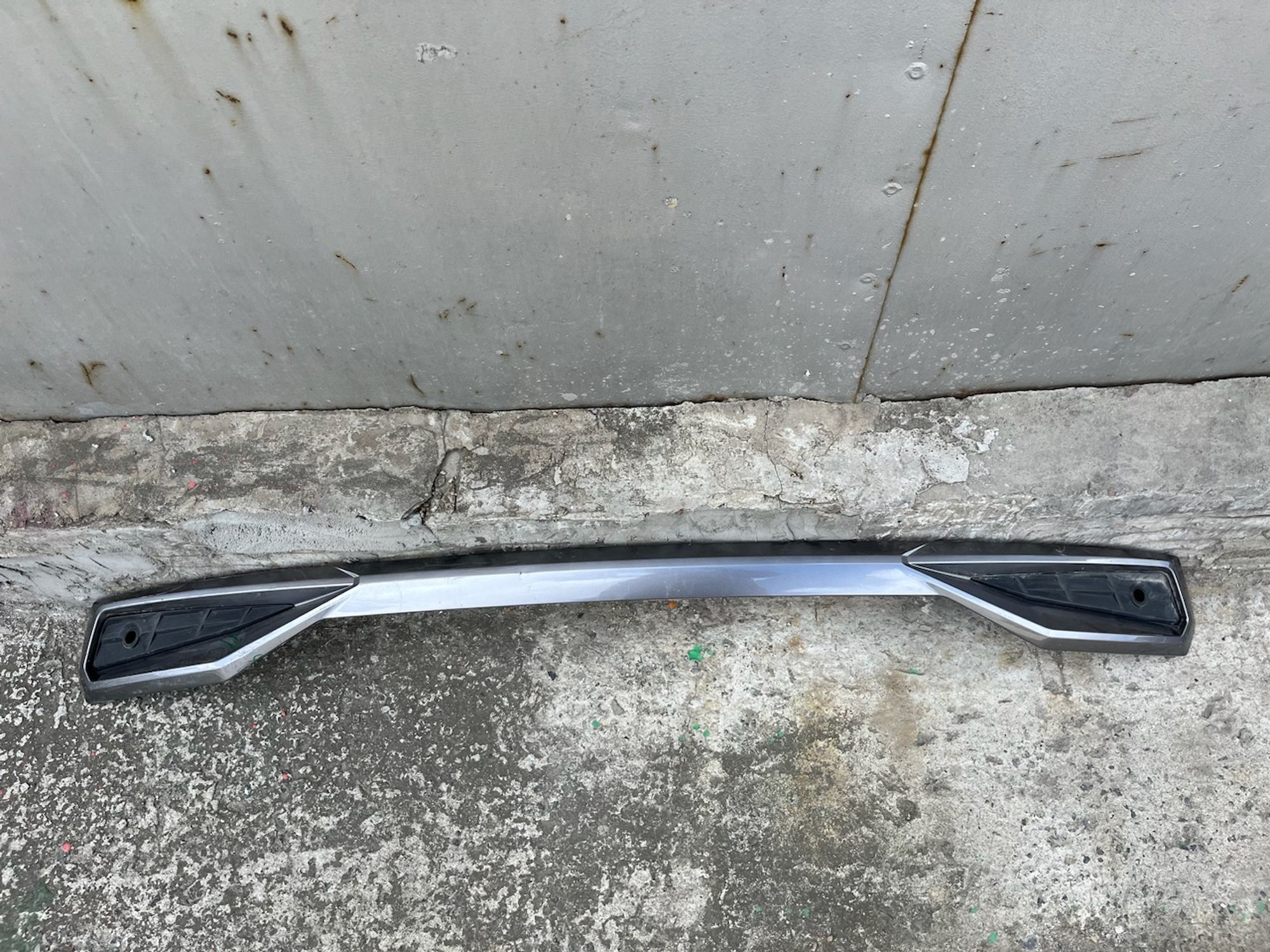 https://gcs.partsauto.market/rn-stockpro.appspot.com/thmbs/userImages/74b999aff9da8d5a09f9ff26dc196135/part/cd74935e-ec42-4fb9-b6b2-eafea2e63a52_1748001924811.jpg