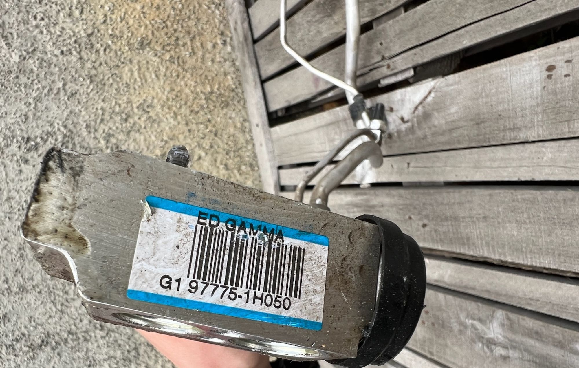 https://gcs.partsauto.market/rn-stockpro.appspot.com/thmbs/userImages/74b999aff9da8d5a09f9ff26dc196135/part/cd94e6a3-f540-4ebe-90b6-5654ef5981f3_1747677890429.jpg