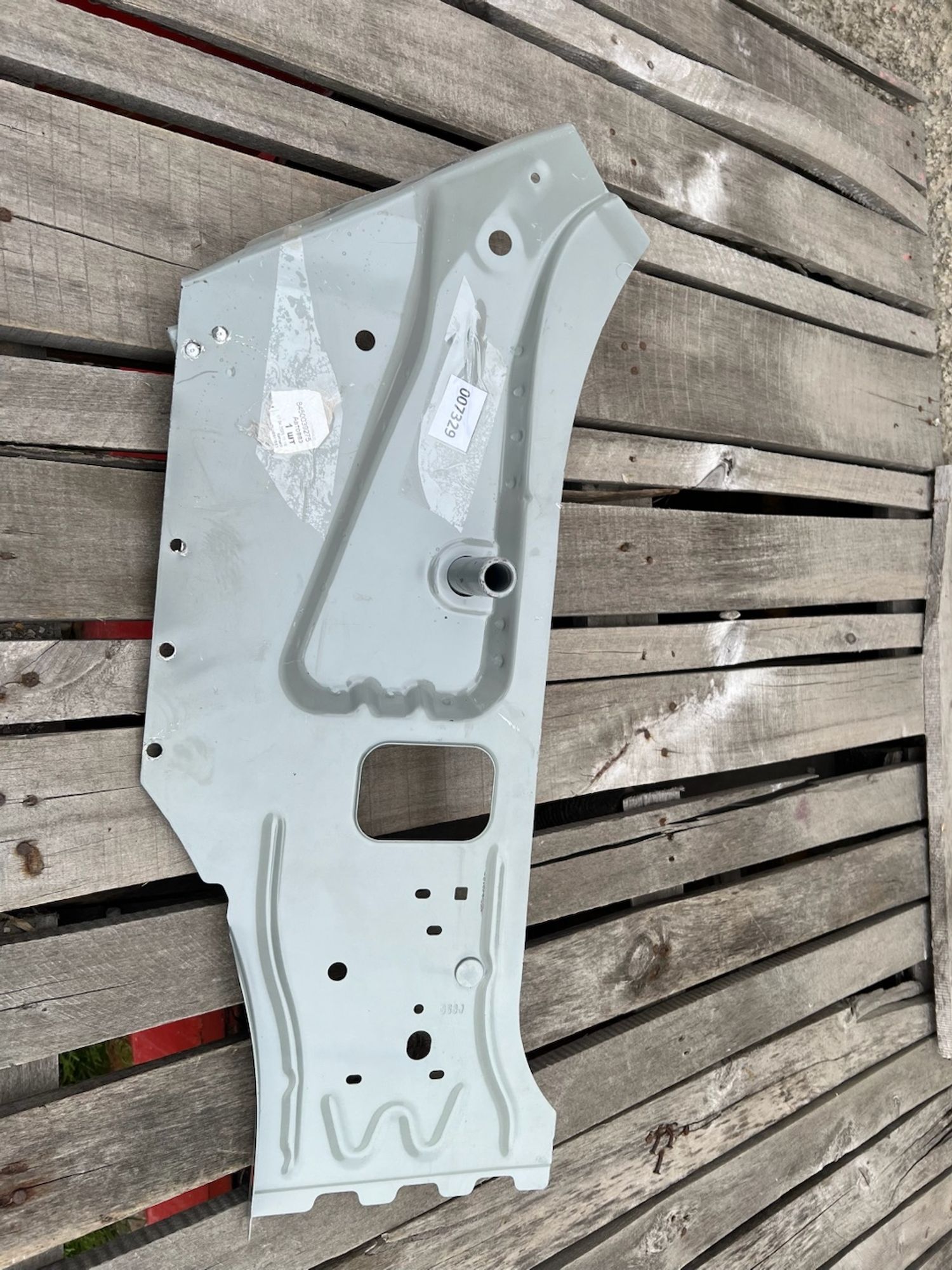 https://gcs.partsauto.market/rn-stockpro.appspot.com/thmbs/userImages/74b999aff9da8d5a09f9ff26dc196135/part/cf437feb-1ae9-4c09-bb2a-14cf519f1f60_1747674675624.jpg