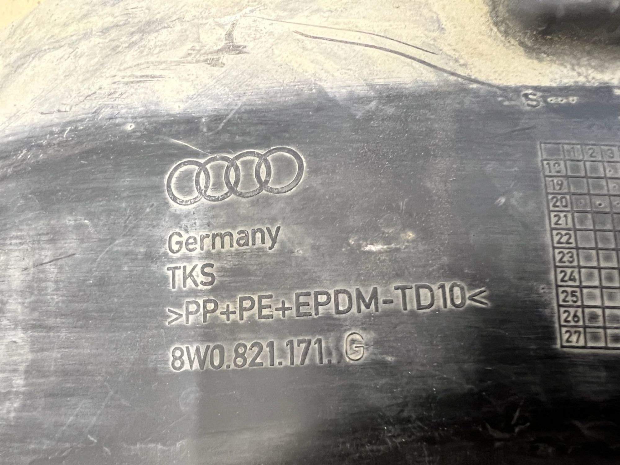 https://gcs.partsauto.market/rn-stockpro.appspot.com/thmbs/userImages/74b999aff9da8d5a09f9ff26dc196135/part/cf6e4b2e-37da-46fb-9fd3-c68495548501_1748888083183.jpg