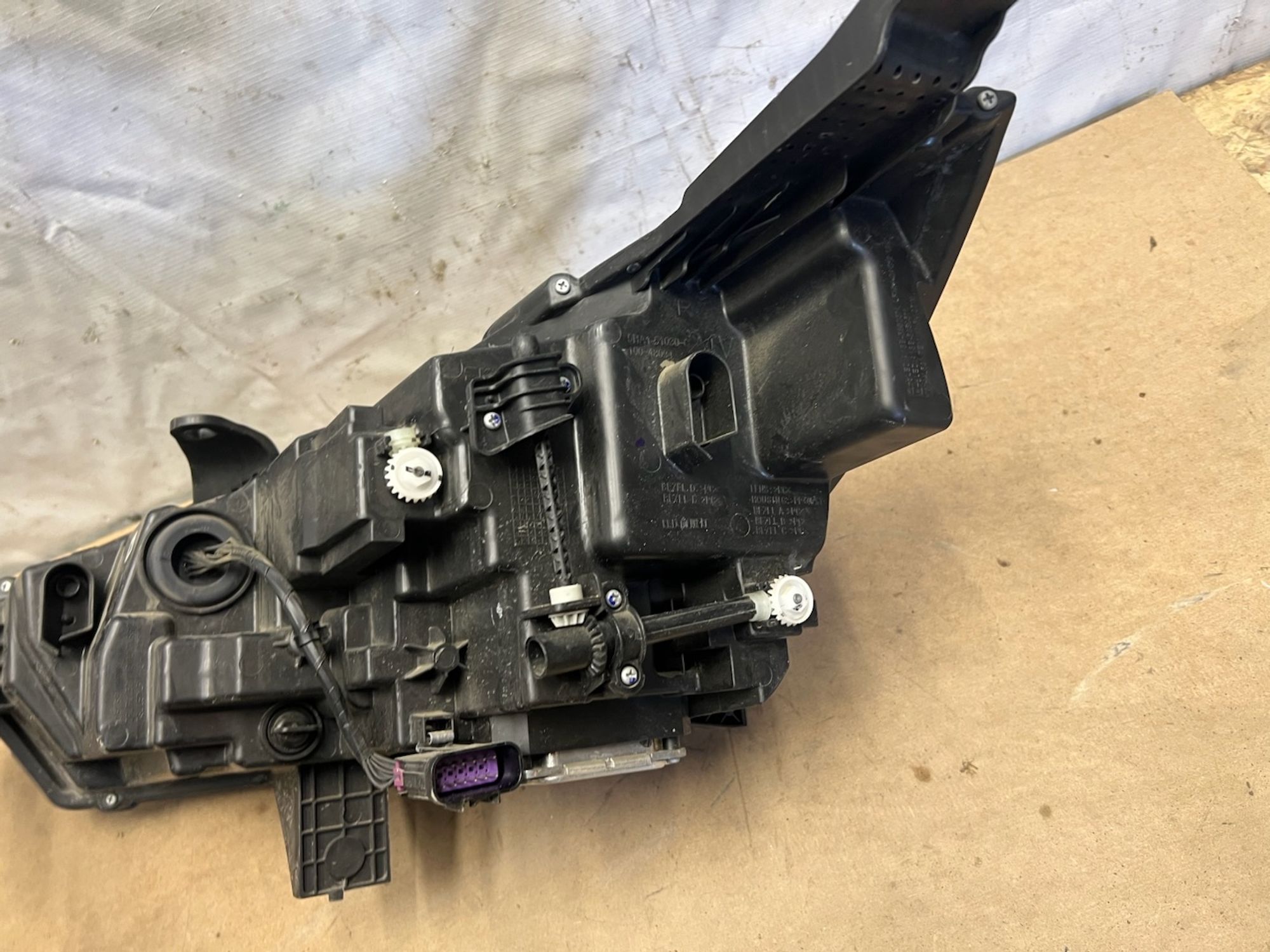 https://gcs.partsauto.market/rn-stockpro.appspot.com/thmbs/userImages/74b999aff9da8d5a09f9ff26dc196135/part/cfe2ad01-f4d2-4352-9f38-2141c49ef041_1747910697190.jpg