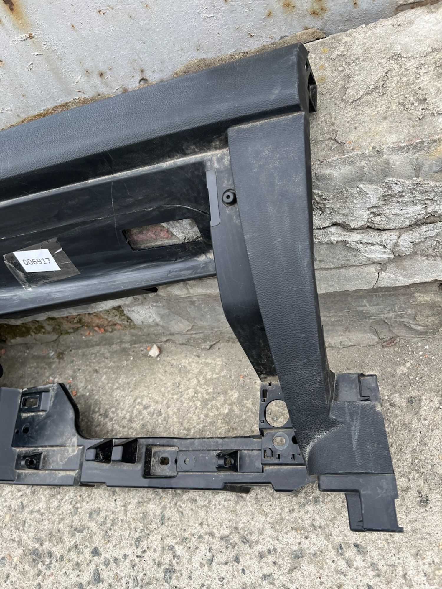 https://gcs.partsauto.market/rn-stockpro.appspot.com/thmbs/userImages/74b999aff9da8d5a09f9ff26dc196135/part/d1326c74-6973-416c-9226-82ae3e036078_1746726872523.jpg