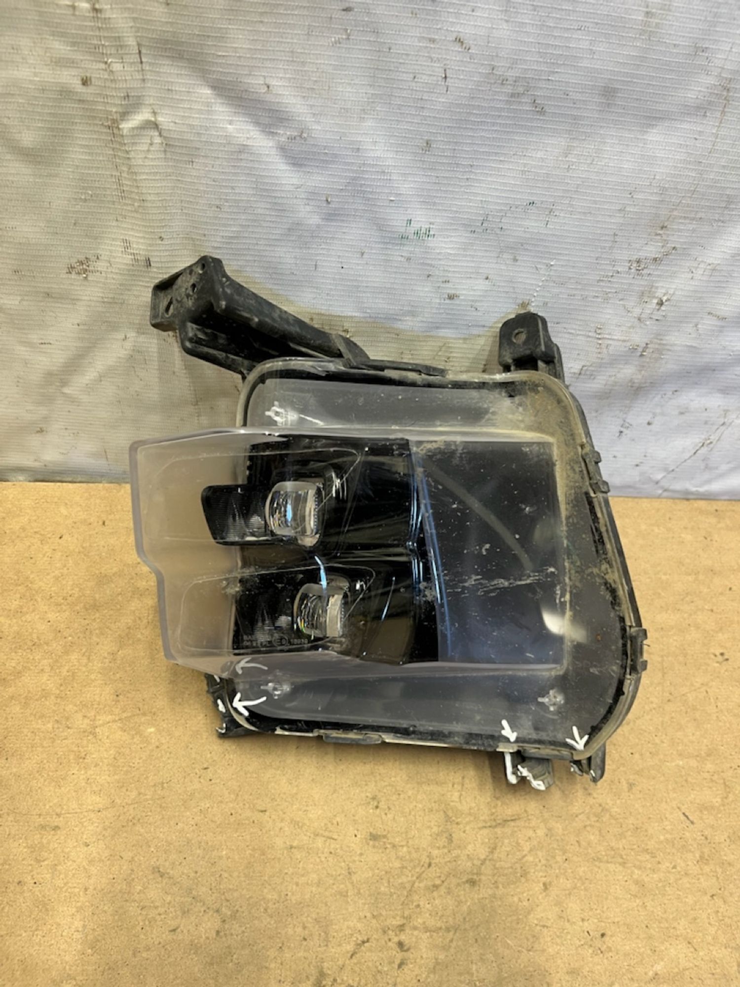 https://gcs.partsauto.market/rn-stockpro.appspot.com/thmbs/userImages/74b999aff9da8d5a09f9ff26dc196135/part/d1ff0299-417f-4717-b4a4-fcd19a34054e_1747915800100.jpg