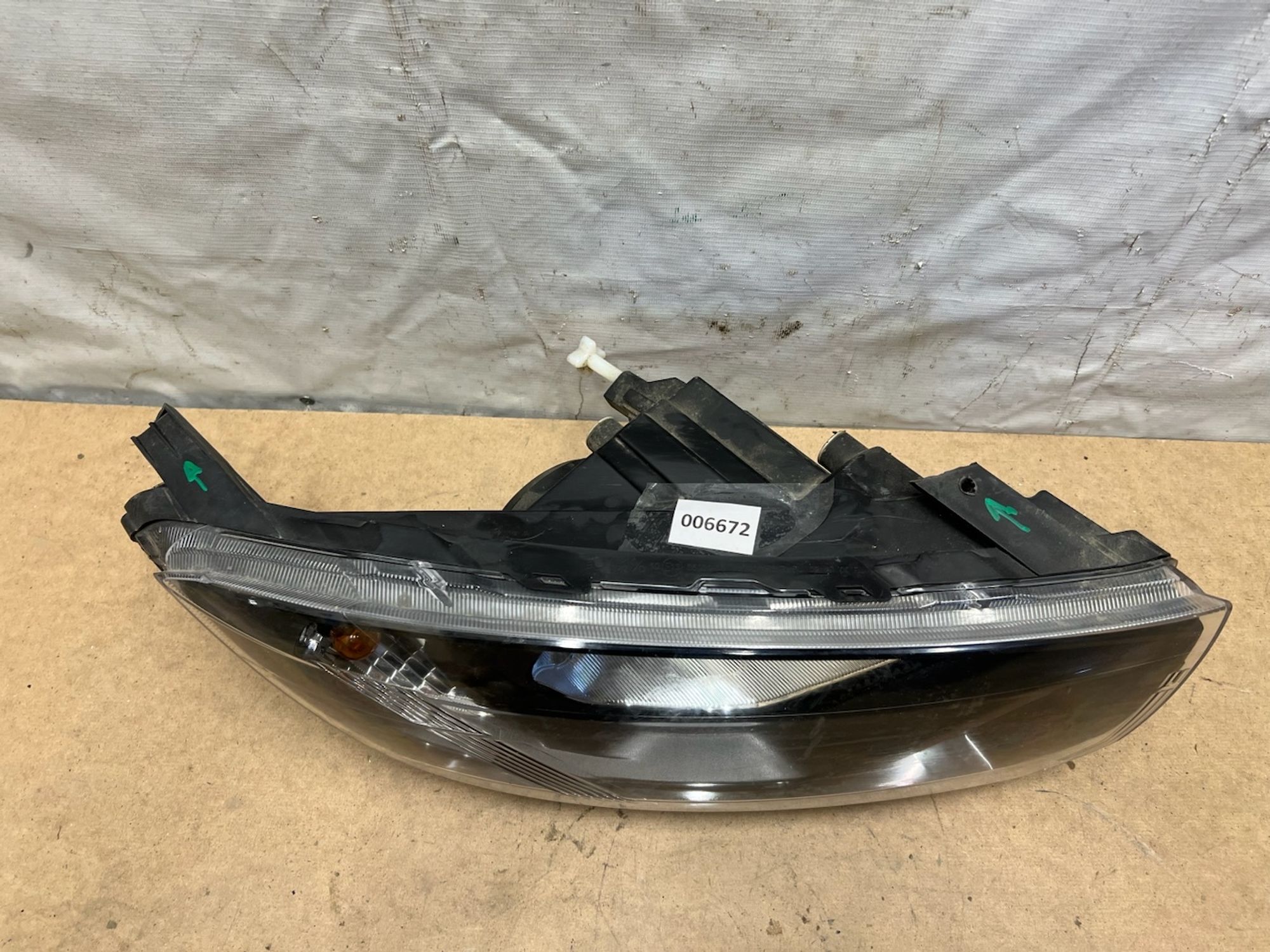 https://gcs.partsauto.market/rn-stockpro.appspot.com/thmbs/userImages/74b999aff9da8d5a09f9ff26dc196135/part/d234174e-180b-4504-b89f-e732f75bd2fd_1744306438758.jpg