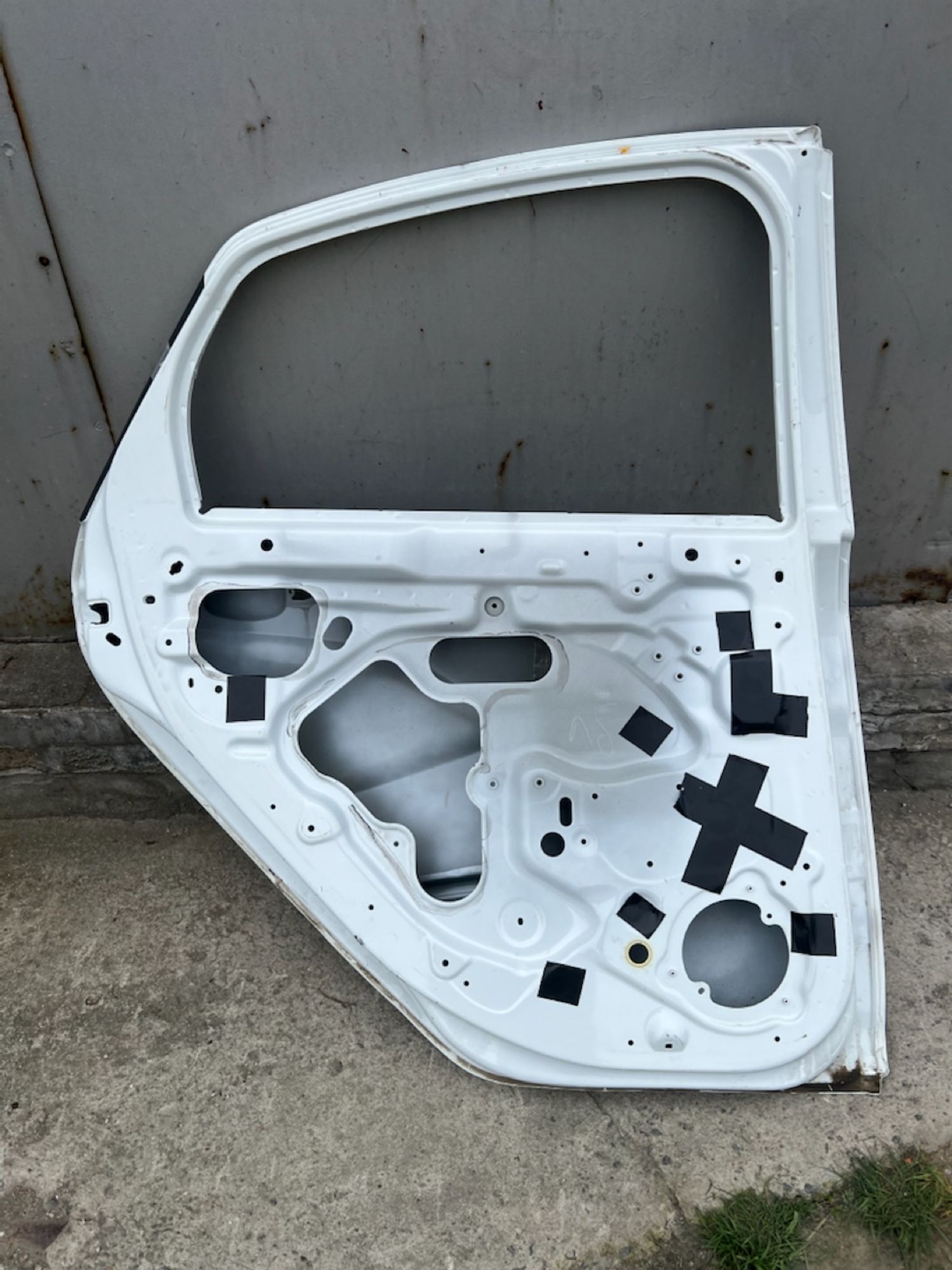 https://gcs.partsauto.market/rn-stockpro.appspot.com/thmbs/userImages/74b999aff9da8d5a09f9ff26dc196135/part/d3a0fc13-b807-4417-94b8-38f8084ab44f_1747673277275.jpg