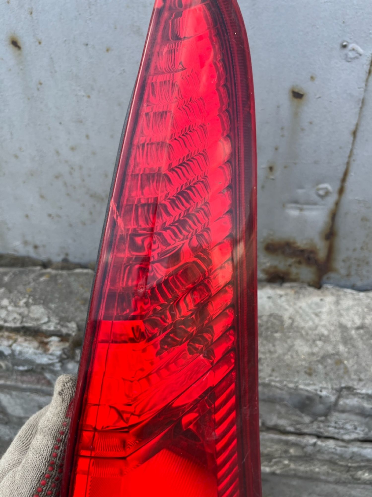 https://gcs.partsauto.market/rn-stockpro.appspot.com/thmbs/userImages/74b999aff9da8d5a09f9ff26dc196135/part/d3c1990e-7860-4e02-9d2c-e57c24106c7b_1747397299885.jpg