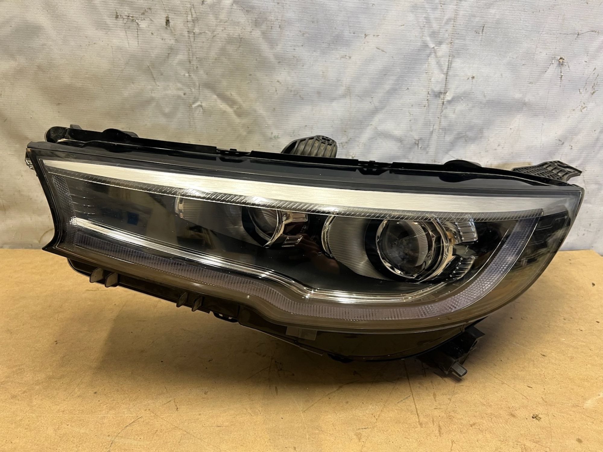 https://gcs.partsauto.market/rn-stockpro.appspot.com/thmbs/userImages/74b999aff9da8d5a09f9ff26dc196135/part/d62ad65b-2019-4d97-b622-3be91f926a37_1747911287673.jpg