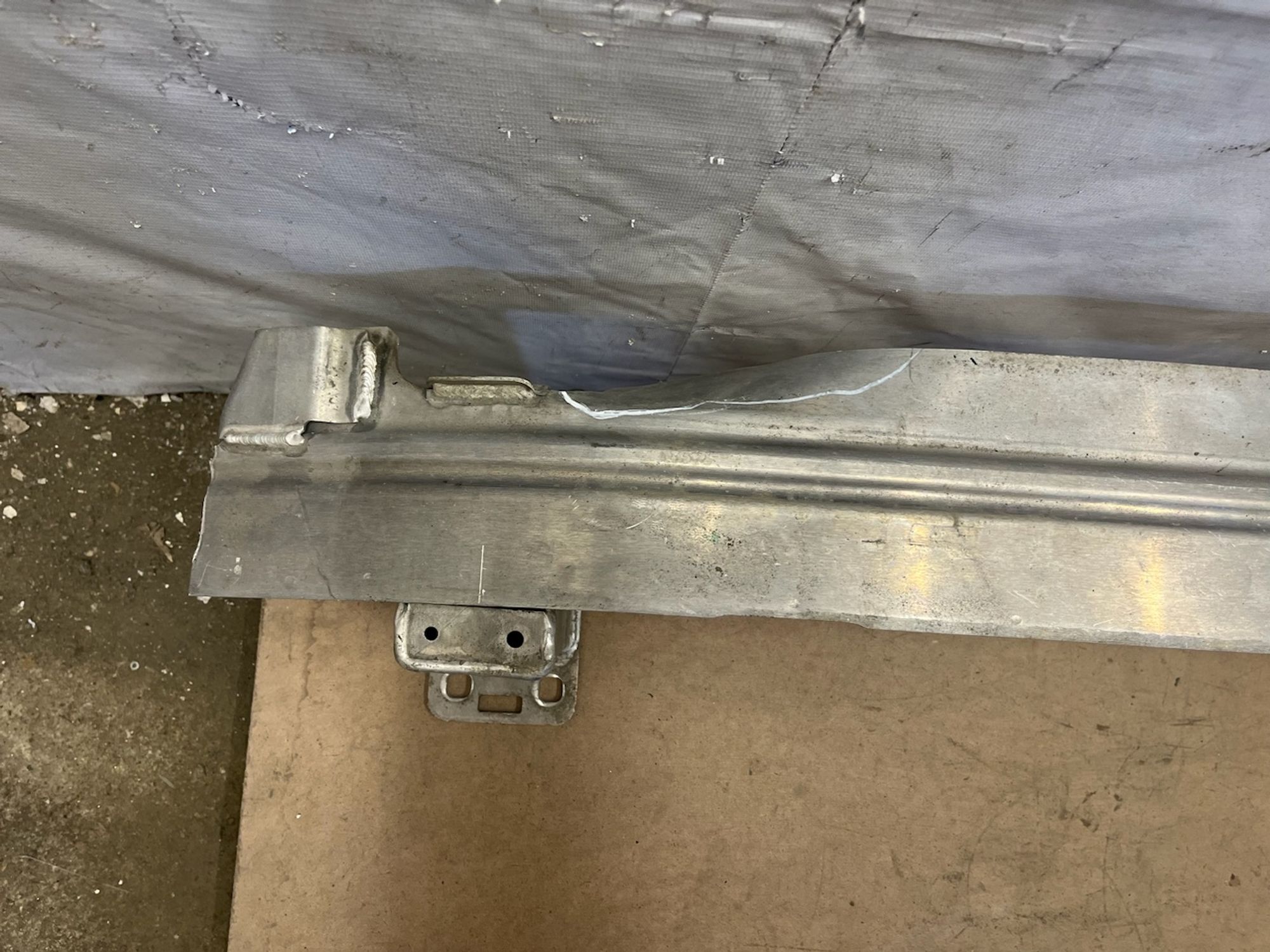 https://gcs.partsauto.market/rn-stockpro.appspot.com/thmbs/userImages/74b999aff9da8d5a09f9ff26dc196135/part/d7617990-8e6c-493d-99ae-1eaade08a71e_1745307507049.jpg