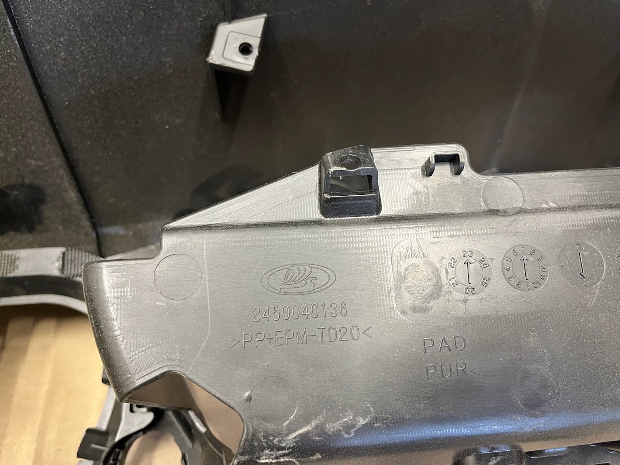 https://gcs.partsauto.market/rn-stockpro.appspot.com/thmbs/userImages/74b999aff9da8d5a09f9ff26dc196135/part/d895e6c2-ecf4-4a82-ae68-13a0b83c1d75_1750247272956.jpg