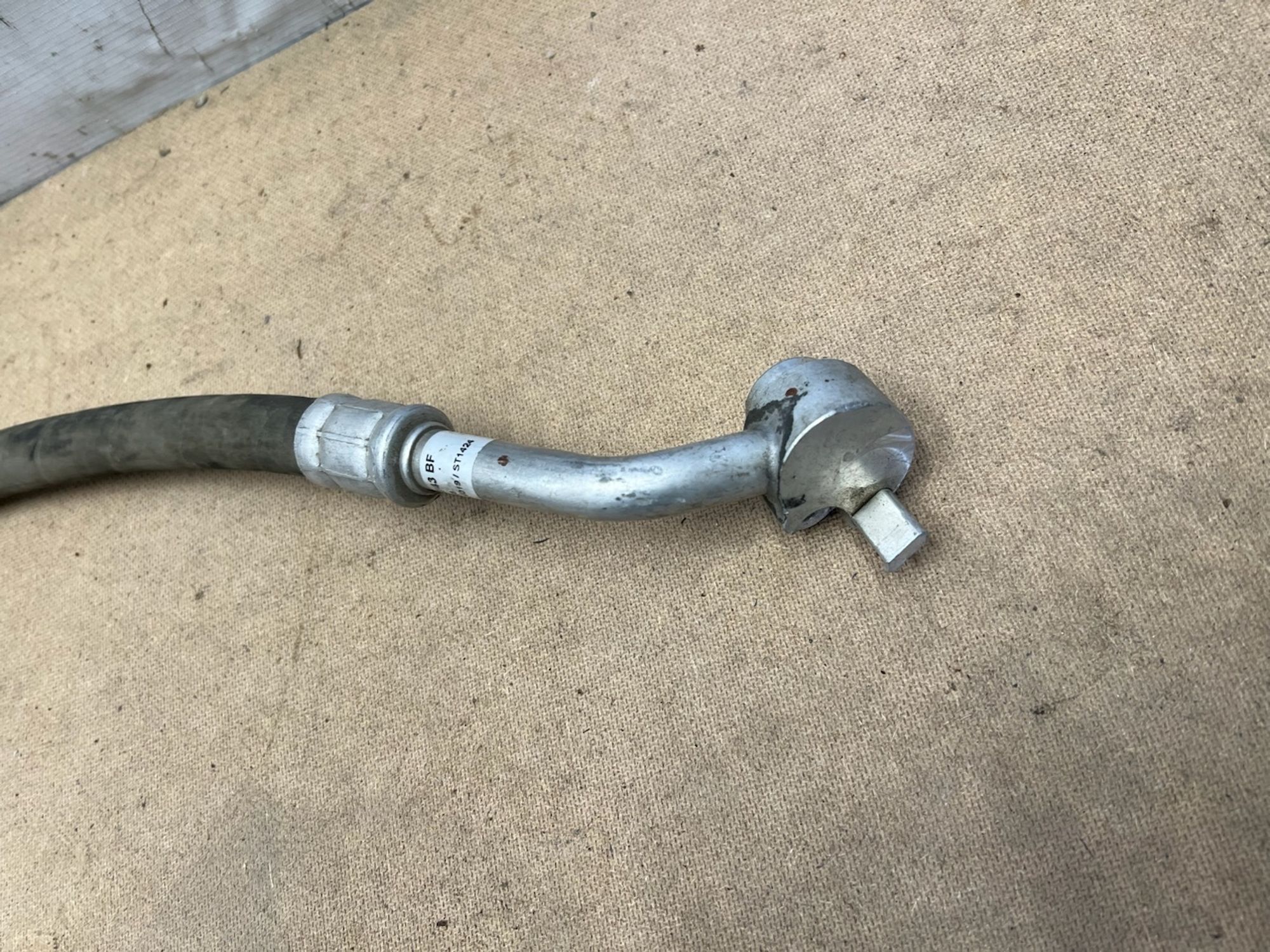 https://gcs.partsauto.market/rn-stockpro.appspot.com/thmbs/userImages/74b999aff9da8d5a09f9ff26dc196135/part/d91de5bb-f136-45f9-a4b8-7e8bfd4006a1_1744895318899.jpg