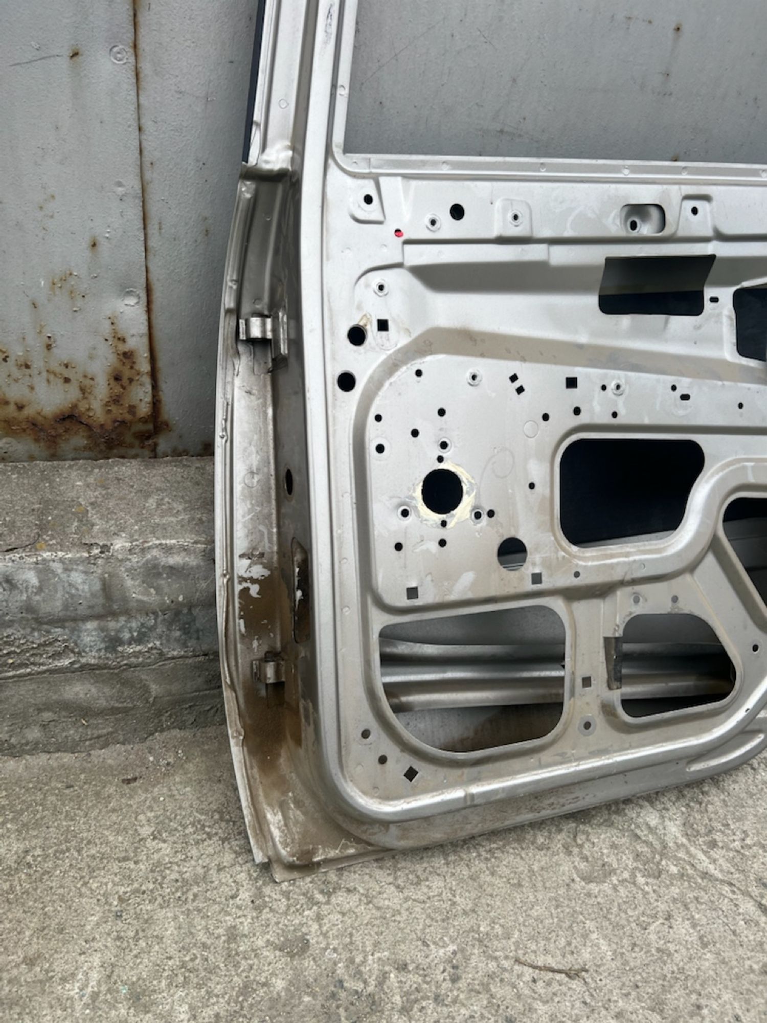 https://gcs.partsauto.market/rn-stockpro.appspot.com/thmbs/userImages/74b999aff9da8d5a09f9ff26dc196135/part/d9c07203-b068-4387-b012-7372dc54b7f8_1747673057313.jpg