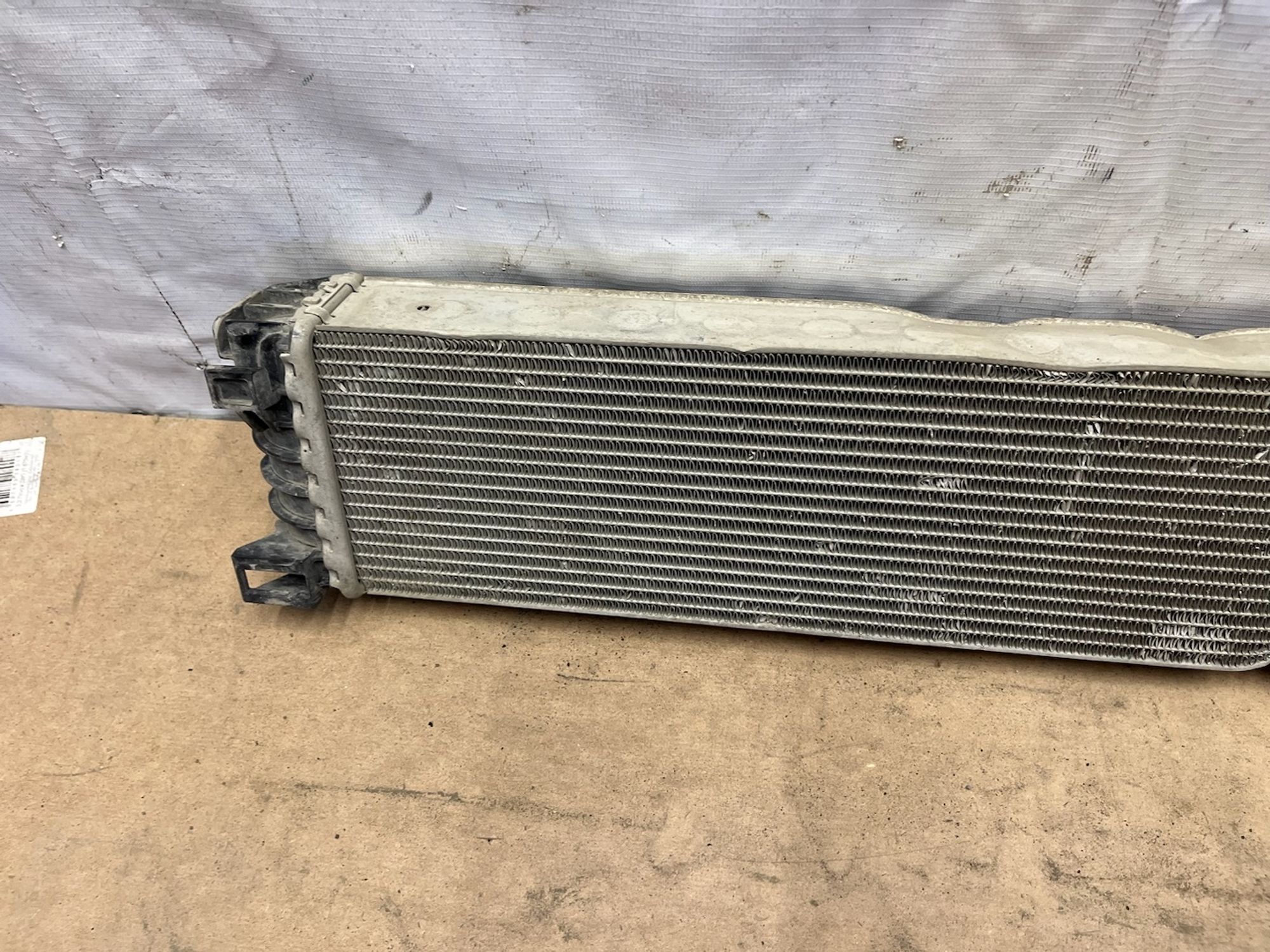 https://gcs.partsauto.market/rn-stockpro.appspot.com/thmbs/userImages/74b999aff9da8d5a09f9ff26dc196135/part/db85fa4b-8161-4f45-9de9-28a403956306_1747050154952.jpg