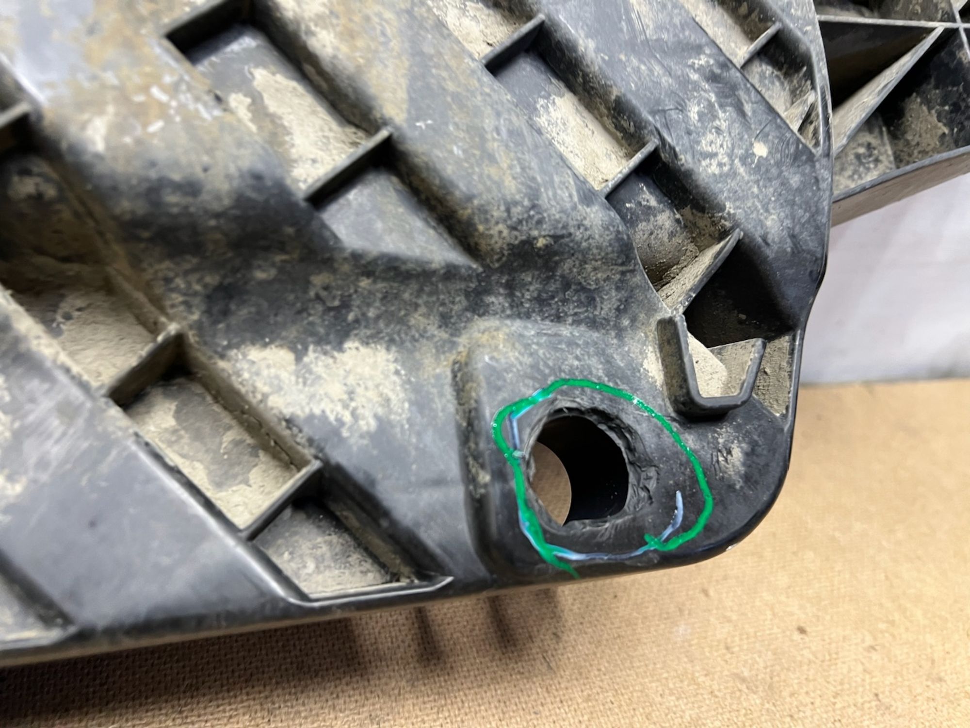 https://gcs.partsauto.market/rn-stockpro.appspot.com/thmbs/userImages/74b999aff9da8d5a09f9ff26dc196135/part/dcf91177-45c9-4875-869e-258302332255_1745256907021.jpg