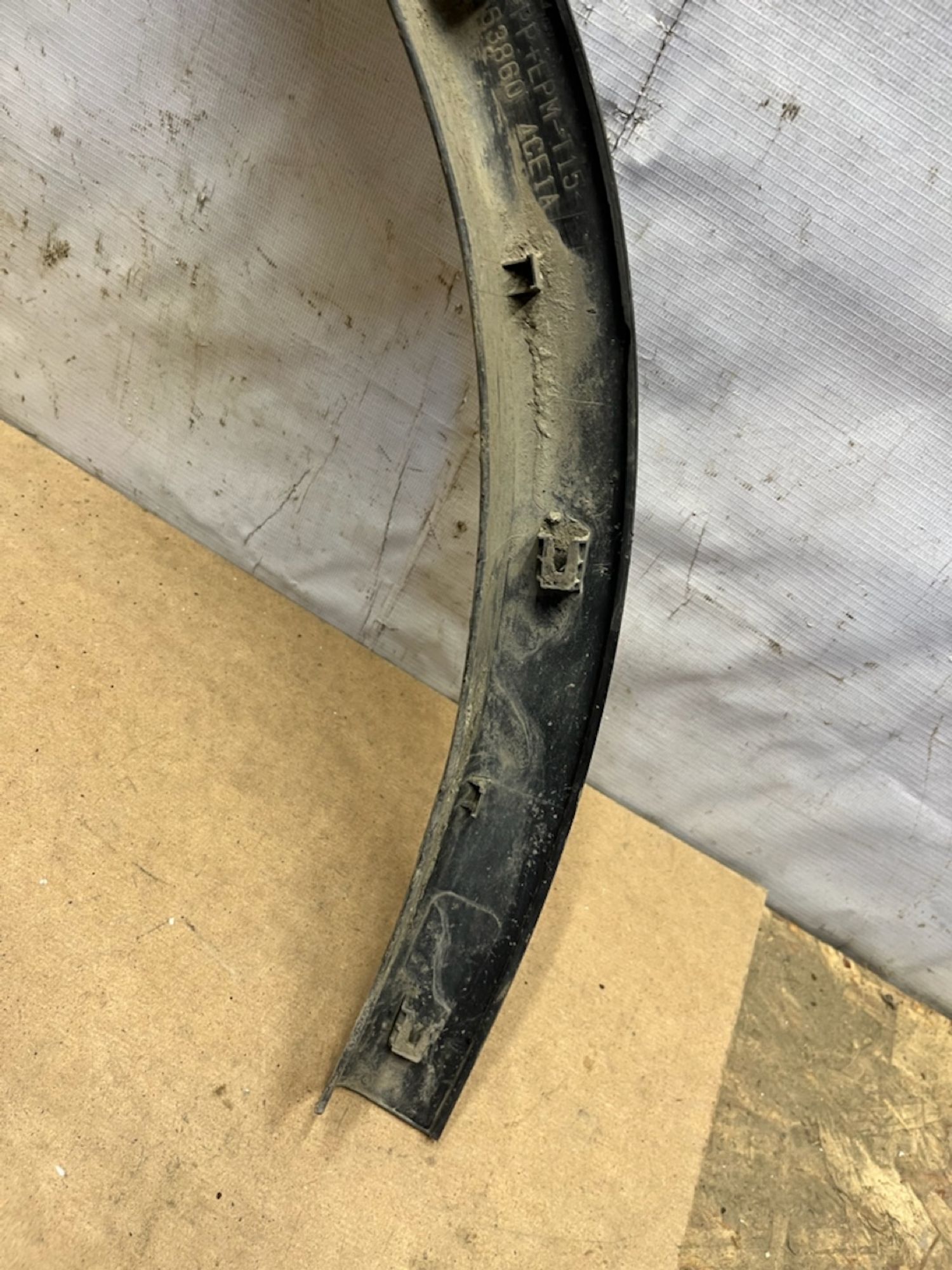 https://gcs.partsauto.market/rn-stockpro.appspot.com/thmbs/userImages/74b999aff9da8d5a09f9ff26dc196135/part/dd15b0a0-a269-48e8-a1fd-ec467a303e77_1747226335533.jpg