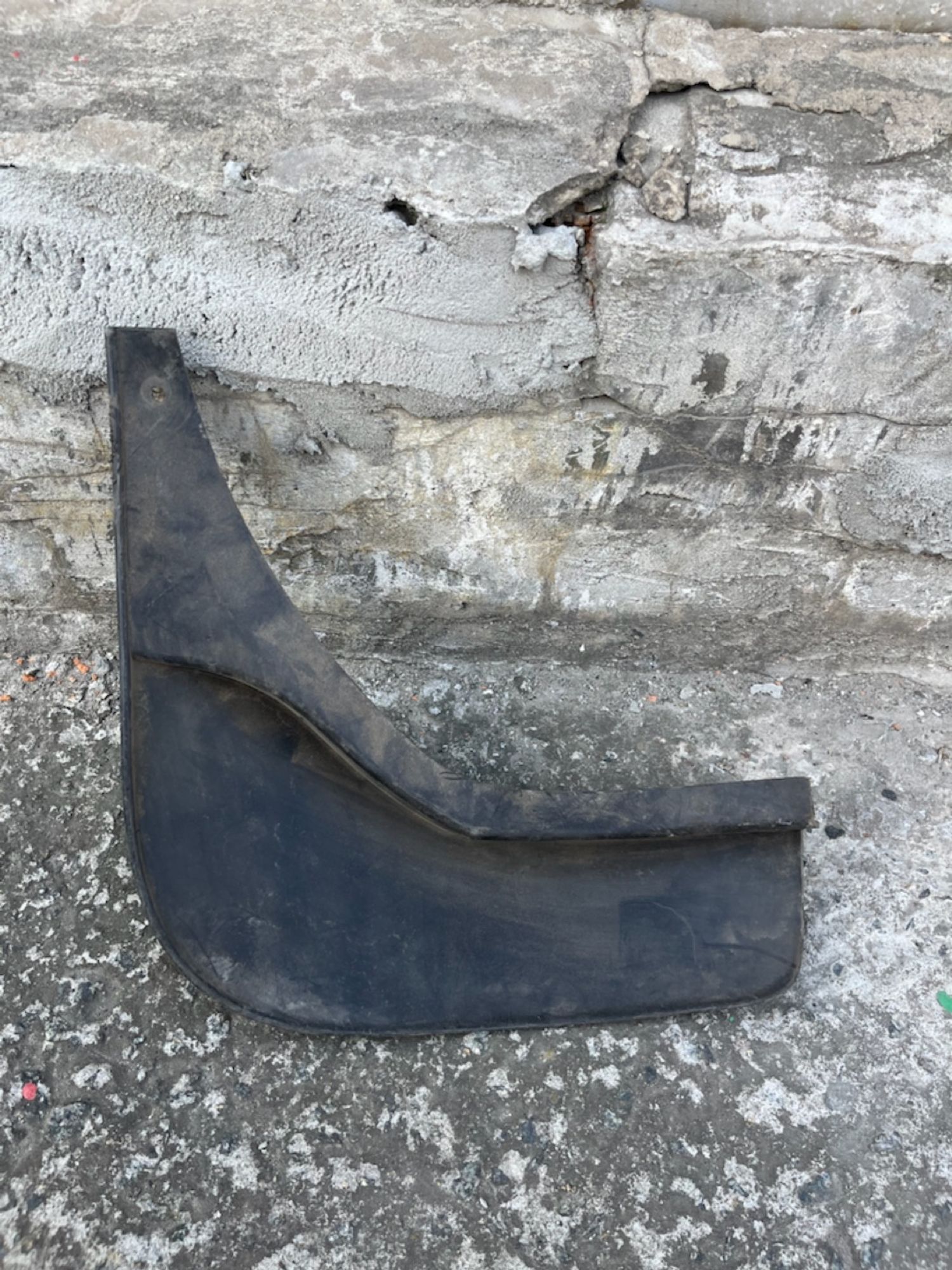 https://gcs.partsauto.market/rn-stockpro.appspot.com/thmbs/userImages/74b999aff9da8d5a09f9ff26dc196135/part/dd5a2598-0db9-45af-abbd-acd6e02d469a_1748074141209.jpg