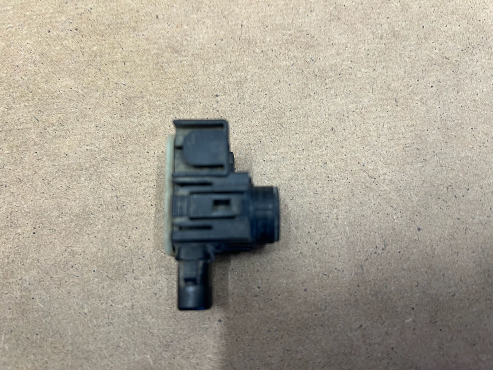 https://gcs.partsauto.market/rn-stockpro.appspot.com/thmbs/userImages/74b999aff9da8d5a09f9ff26dc196135/part/e09c08d1-1db6-43bf-8c47-dcf017261166_1741281933334.jpg