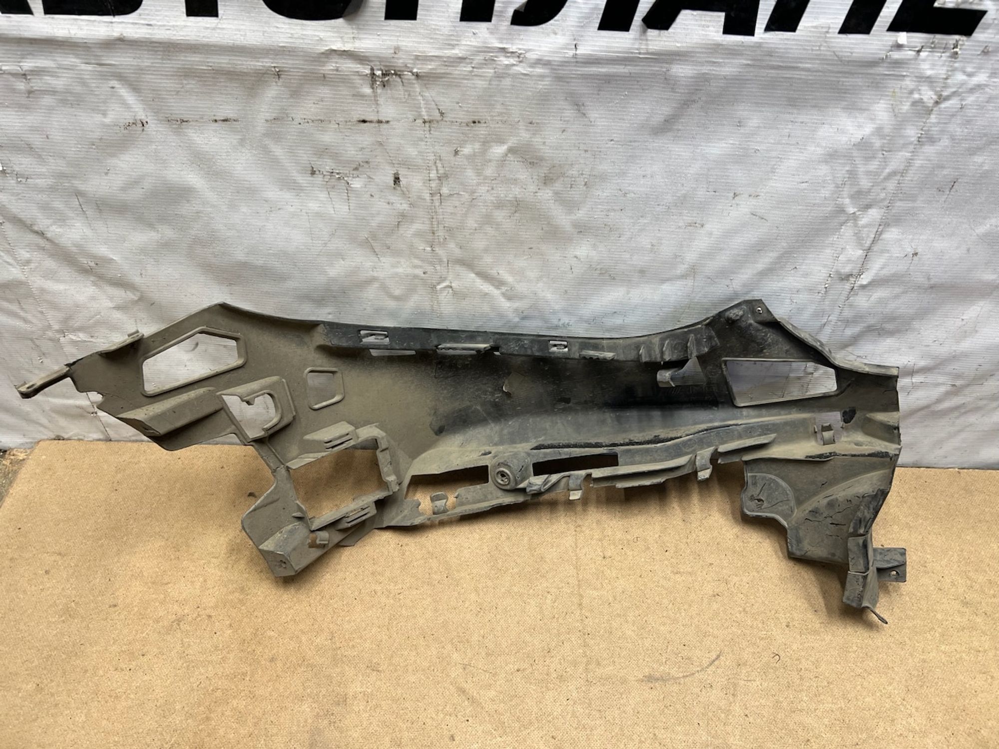 https://gcs.partsauto.market/rn-stockpro.appspot.com/thmbs/userImages/74b999aff9da8d5a09f9ff26dc196135/part/e0ca1edc-c59b-4c01-bb72-ce6ad05385a7_1745256856458.jpg