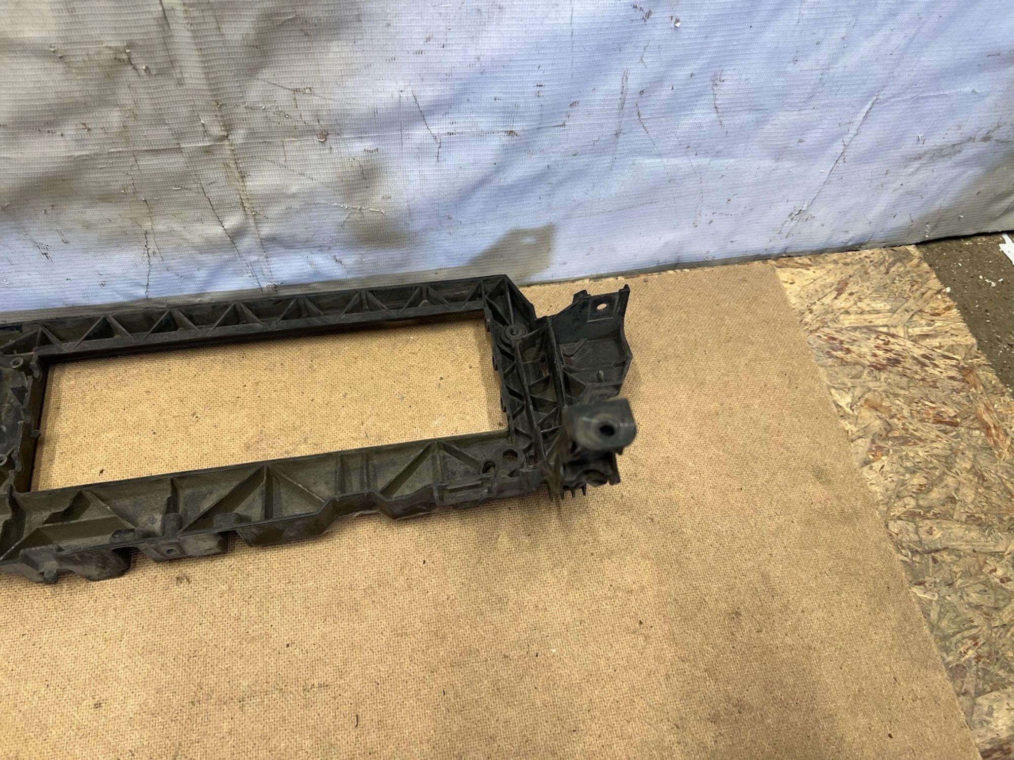 https://gcs.partsauto.market/rn-stockpro.appspot.com/thmbs/userImages/74b999aff9da8d5a09f9ff26dc196135/part/e1d50458-063c-4543-9f43-a4b0c872deaa_1744895465474.jpg
