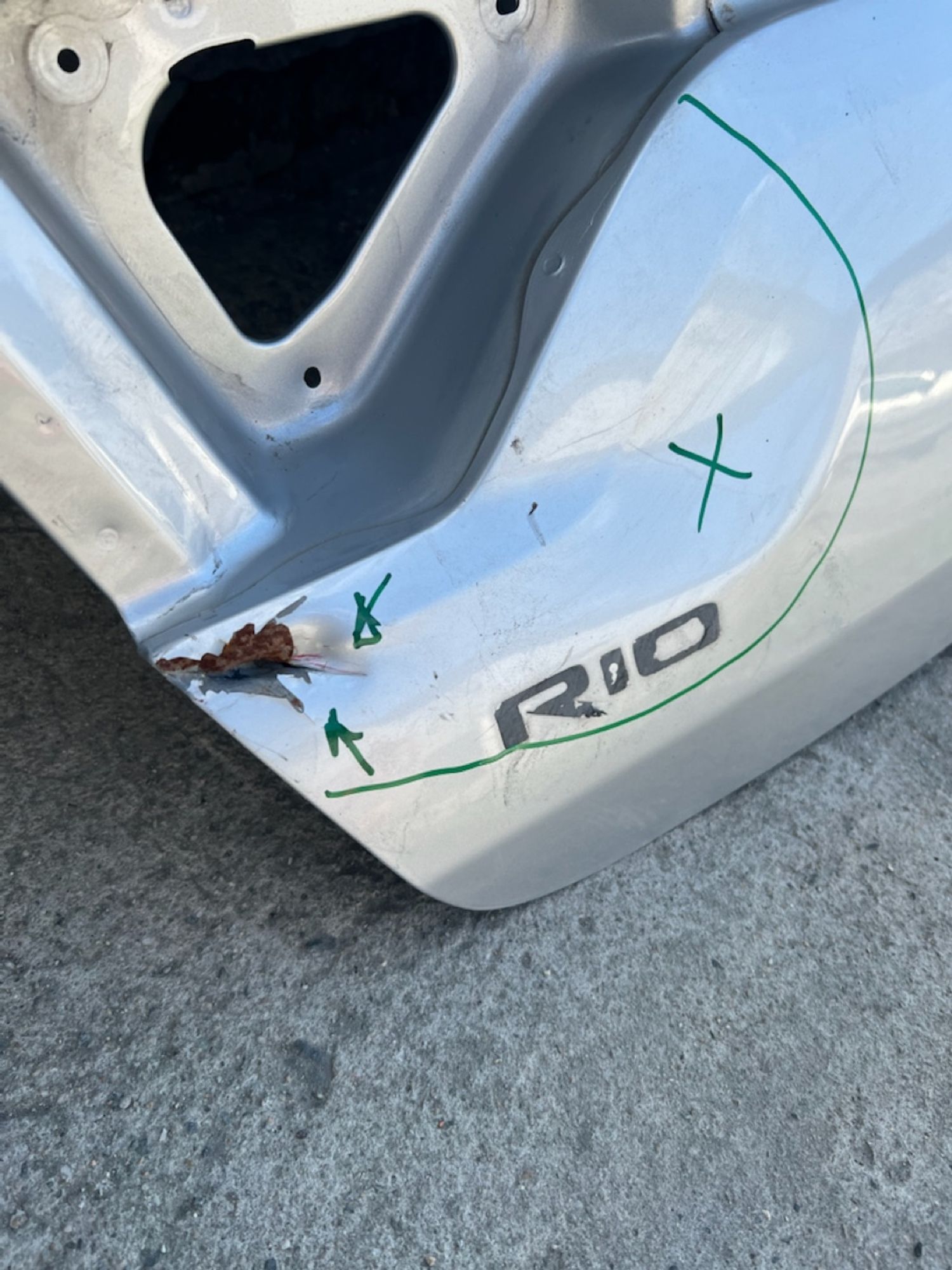 https://gcs.partsauto.market/rn-stockpro.appspot.com/thmbs/userImages/74b999aff9da8d5a09f9ff26dc196135/part/e2d08af5-5a14-4252-a1b8-8d70bd4f58f7_1746590059307.jpg