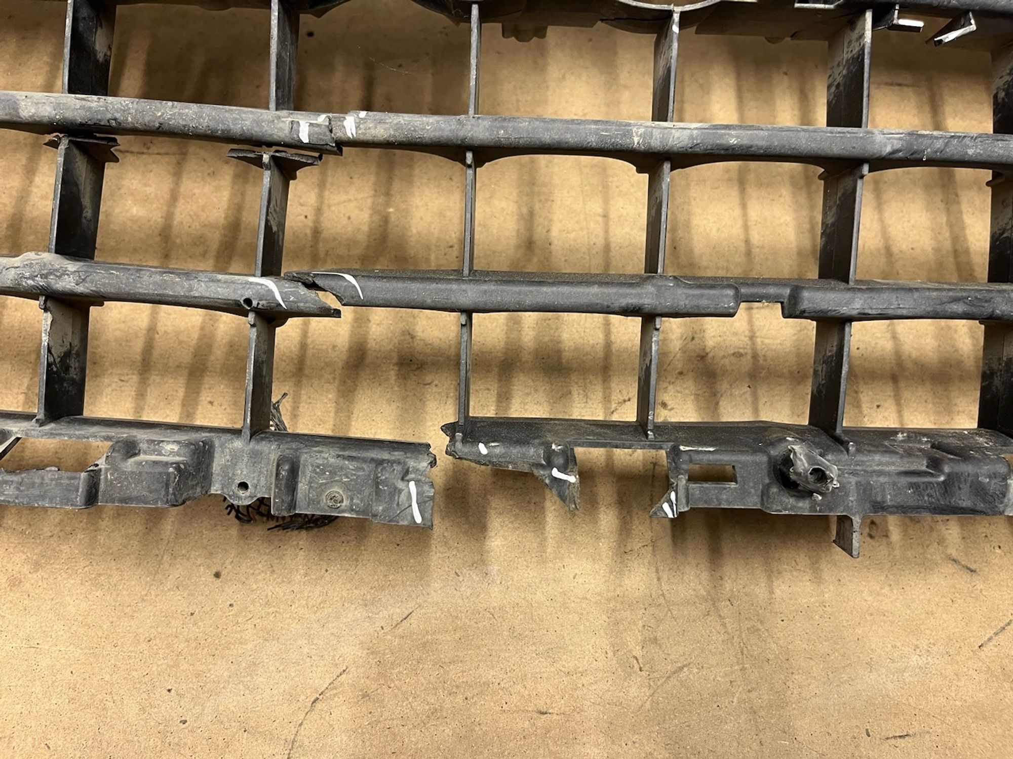 https://gcs.partsauto.market/rn-stockpro.appspot.com/thmbs/userImages/74b999aff9da8d5a09f9ff26dc196135/part/e31b11c4-92f0-46e7-83ab-bf5cac4716c1_1746011445173.jpg
