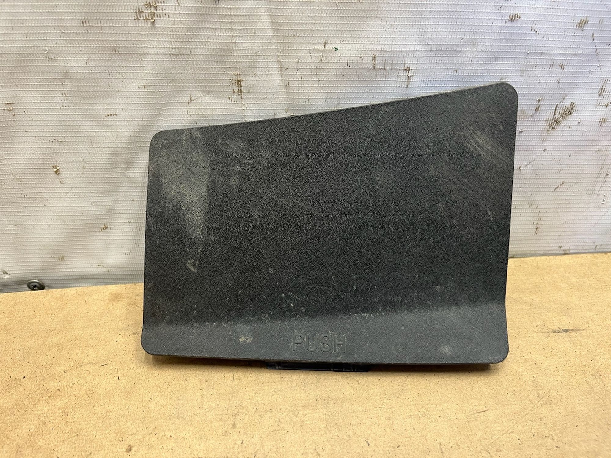 https://gcs.partsauto.market/rn-stockpro.appspot.com/thmbs/userImages/74b999aff9da8d5a09f9ff26dc196135/part/e3c9292d-808e-4b4b-893c-5a265ebfe128_1746185189521.jpg