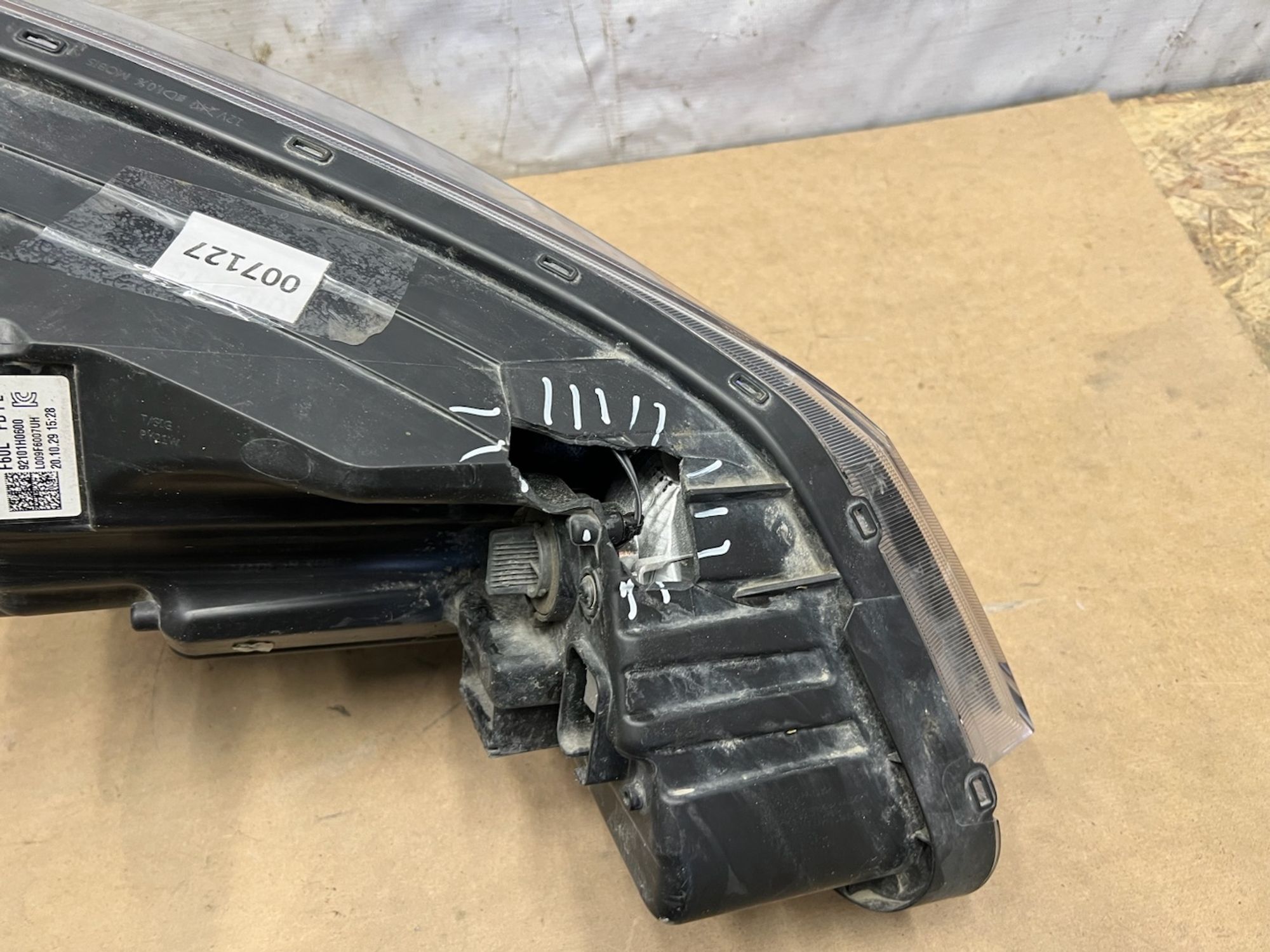 https://gcs.partsauto.market/rn-stockpro.appspot.com/thmbs/userImages/74b999aff9da8d5a09f9ff26dc196135/part/e57b7ec4-8220-4b4c-9ea2-4467b18bde90_1747764541974.jpg