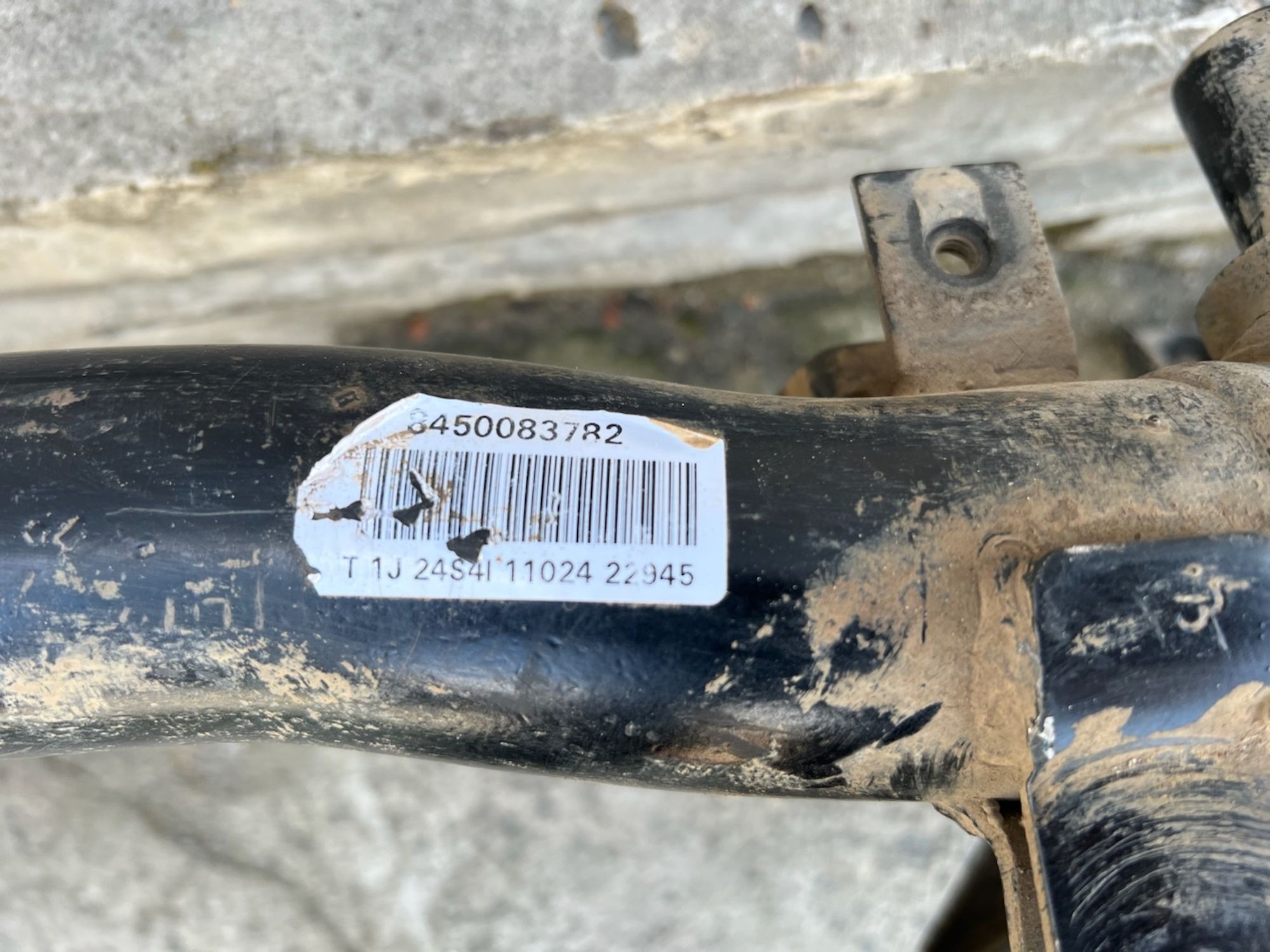 https://gcs.partsauto.market/rn-stockpro.appspot.com/thmbs/userImages/74b999aff9da8d5a09f9ff26dc196135/part/e85c487c-729c-4dbe-a98a-dafe3d760008_1747587254256.jpg