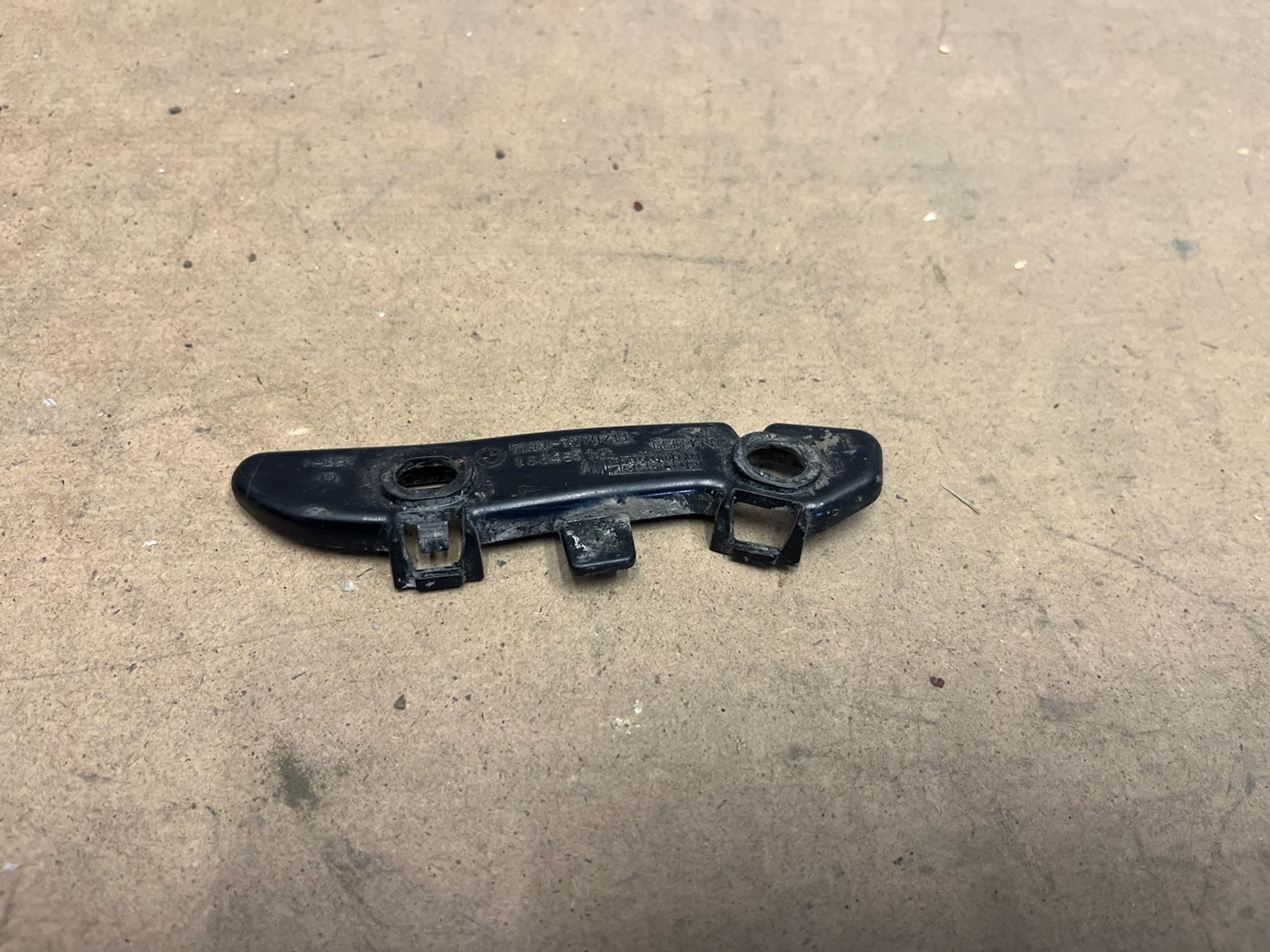 https://gcs.partsauto.market/rn-stockpro.appspot.com/thmbs/userImages/74b999aff9da8d5a09f9ff26dc196135/part/e9954c9e-e5e3-40f2-a1a0-f443bbb655da_1750325524857.jpg