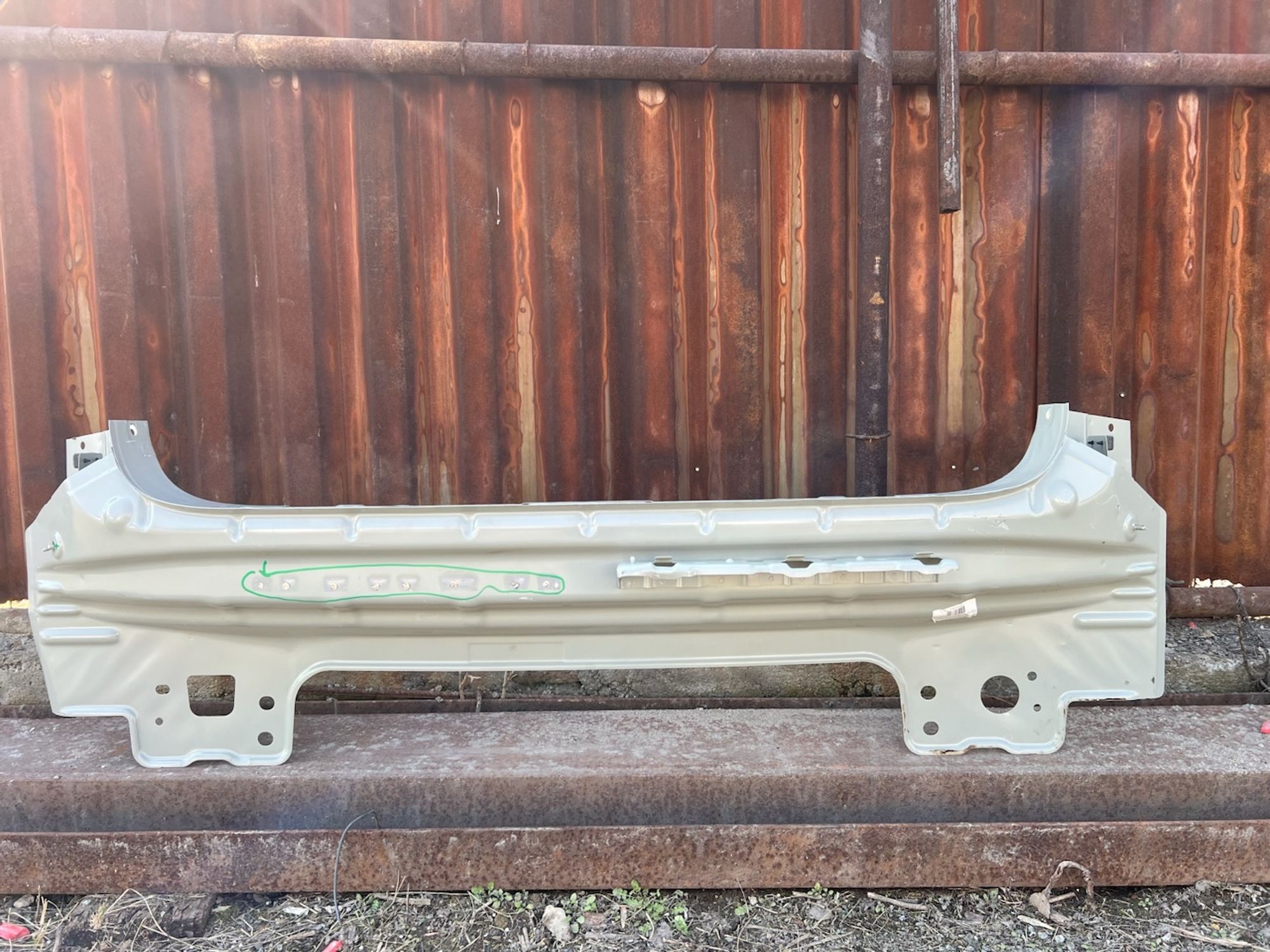 https://gcs.partsauto.market/rn-stockpro.appspot.com/thmbs/userImages/74b999aff9da8d5a09f9ff26dc196135/part/e9c54633-e106-4ea2-a0c2-b12566241308_1744045391138.jpg