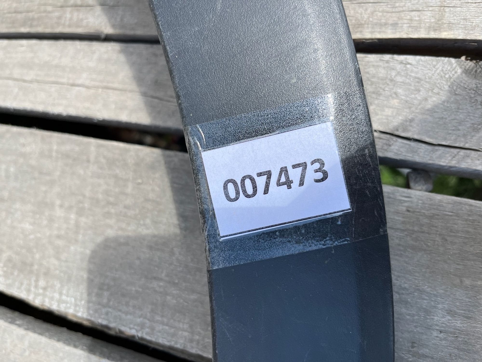https://gcs.partsauto.market/rn-stockpro.appspot.com/thmbs/userImages/74b999aff9da8d5a09f9ff26dc196135/part/e9e8fad5-ba53-4de2-8292-41a1c3593f74_1747997947275.jpg
