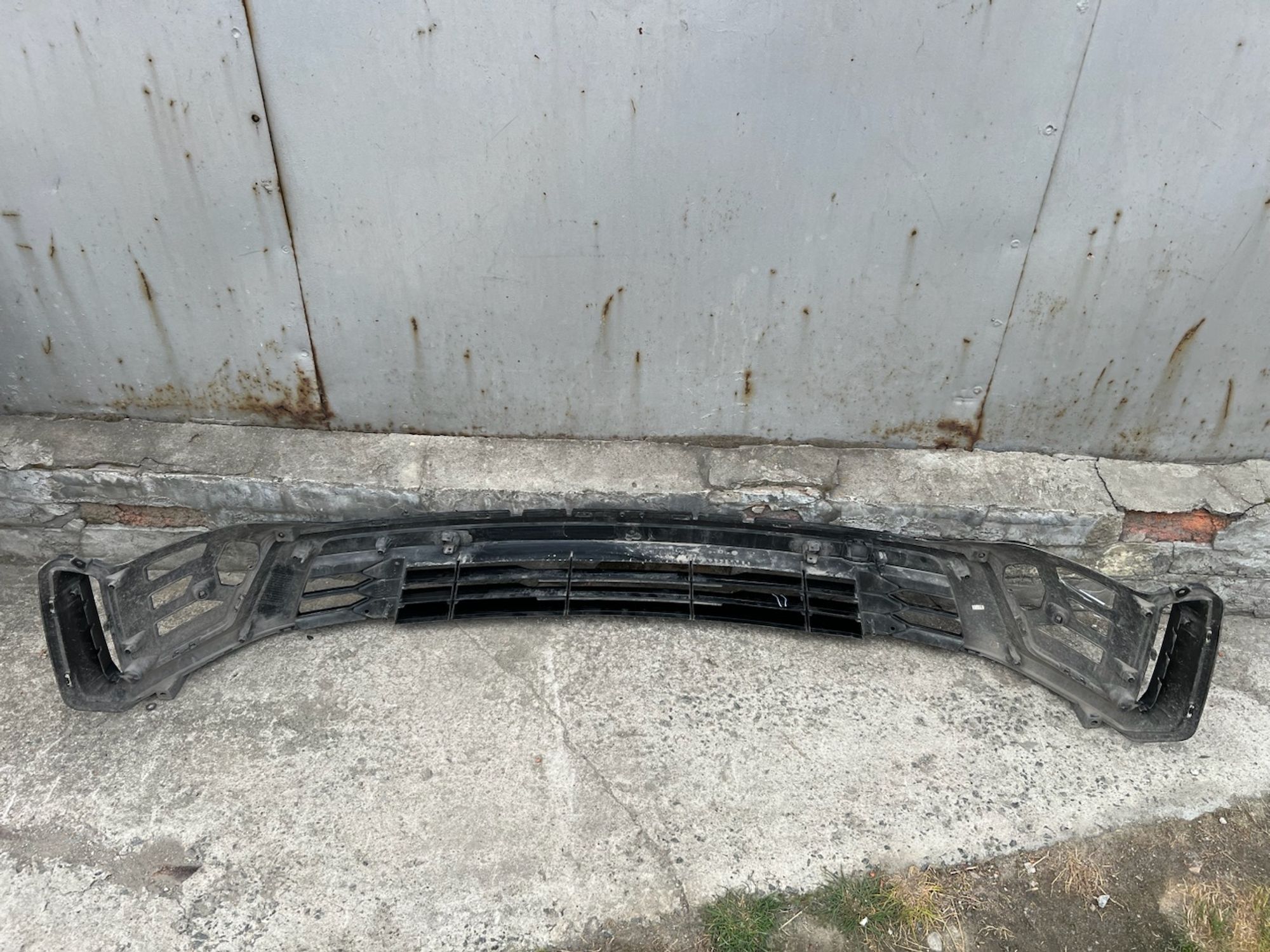 https://gcs.partsauto.market/rn-stockpro.appspot.com/thmbs/userImages/74b999aff9da8d5a09f9ff26dc196135/part/ecbe404b-dd91-43f6-82d7-5e083e3f4d4b_1746727554404.jpg