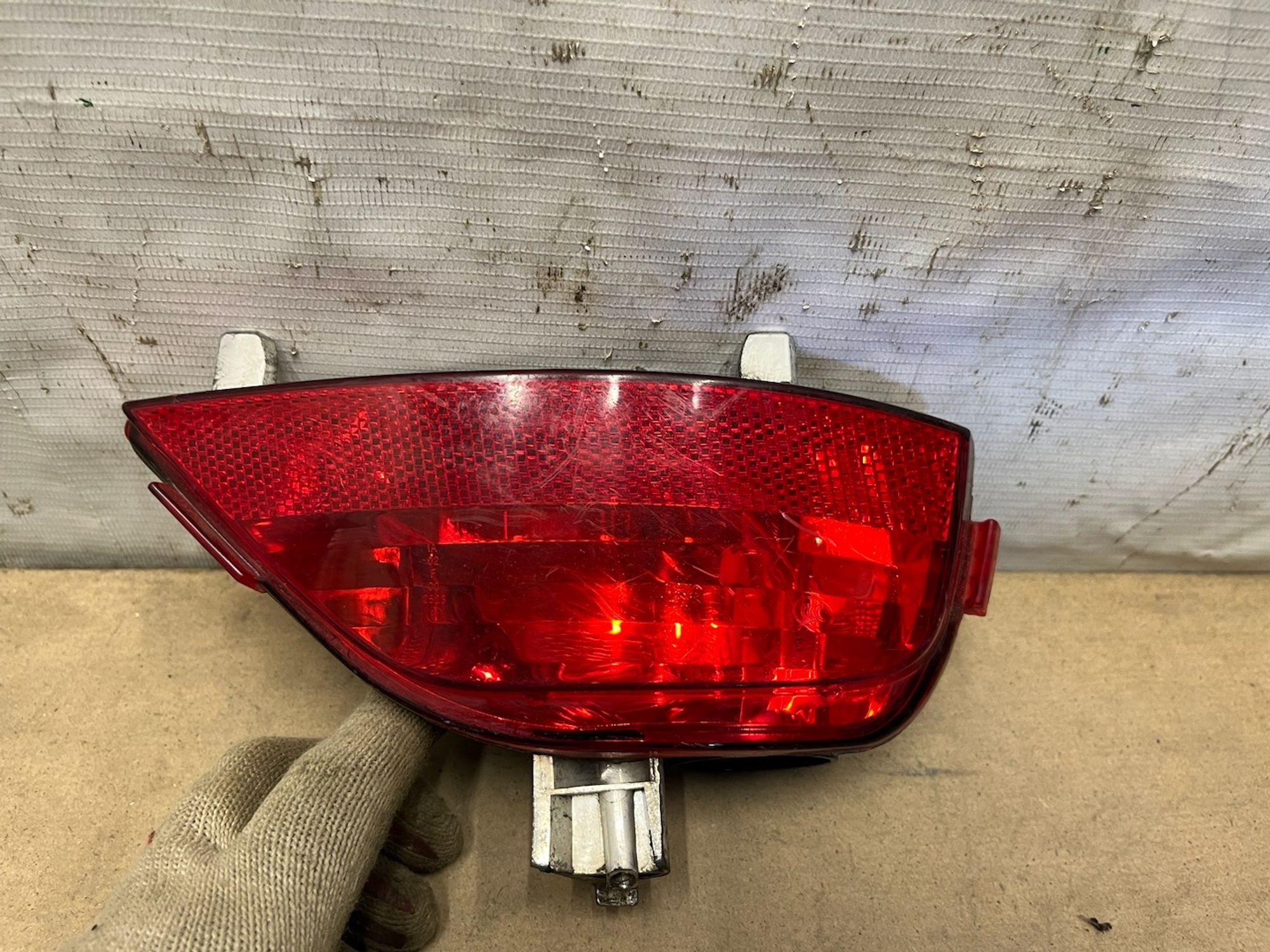 https://gcs.partsauto.market/rn-stockpro.appspot.com/thmbs/userImages/74b999aff9da8d5a09f9ff26dc196135/part/efe6e171-41ff-4041-bb4a-13c44f4d986a_1750331474882.jpg
