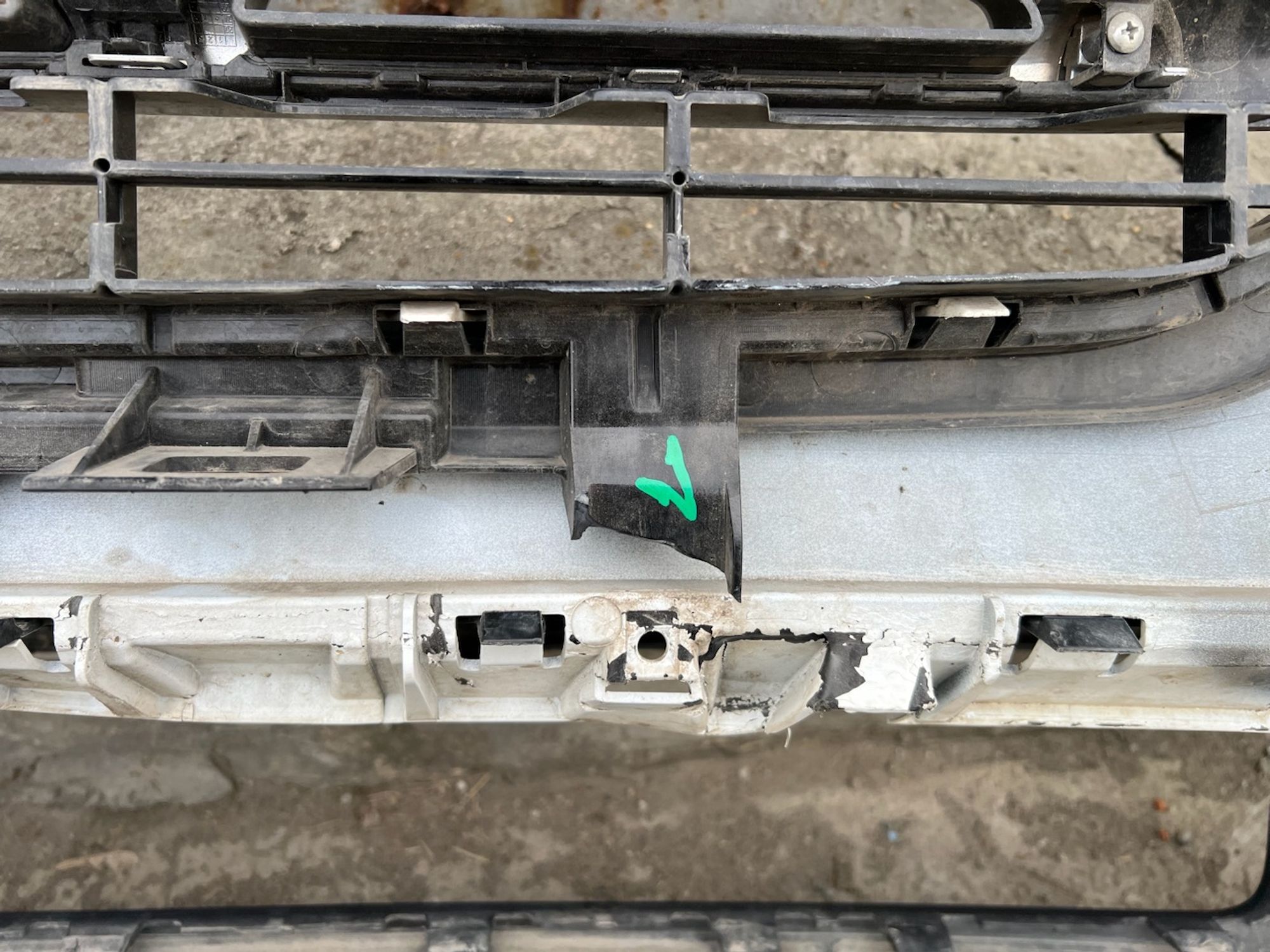 https://gcs.partsauto.market/rn-stockpro.appspot.com/thmbs/userImages/74b999aff9da8d5a09f9ff26dc196135/part/f19e972a-2974-4977-a70d-3ef0c8d5e7cc_1743789182124.jpg