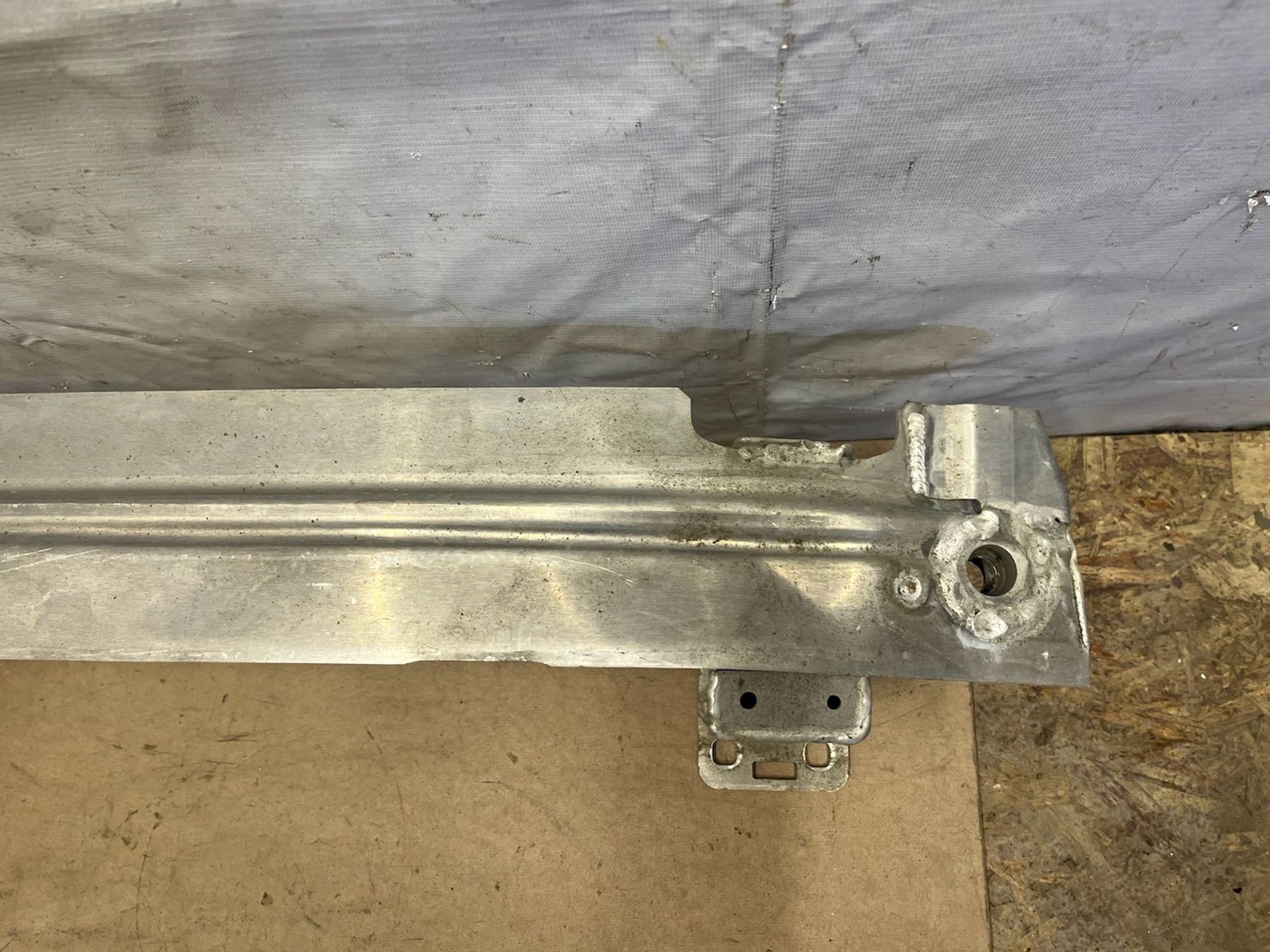 https://gcs.partsauto.market/rn-stockpro.appspot.com/thmbs/userImages/74b999aff9da8d5a09f9ff26dc196135/part/f1a52e5a-2c8a-4333-945b-a06255785dc9_1745307499825.jpg