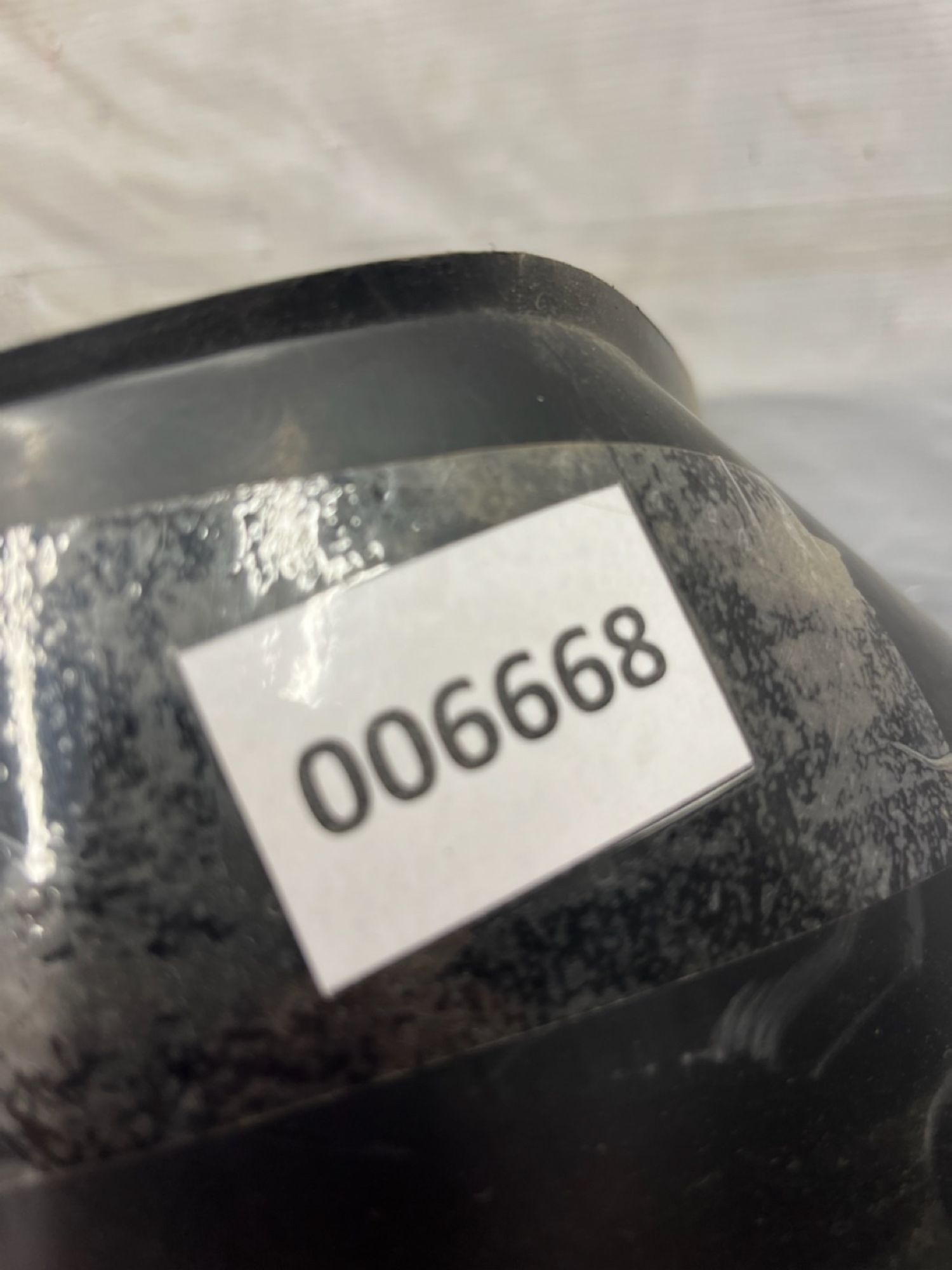 https://gcs.partsauto.market/rn-stockpro.appspot.com/thmbs/userImages/74b999aff9da8d5a09f9ff26dc196135/part/f26cbb05-ca81-4e5d-9dd5-089a7ece749f_1744366473582.jpg