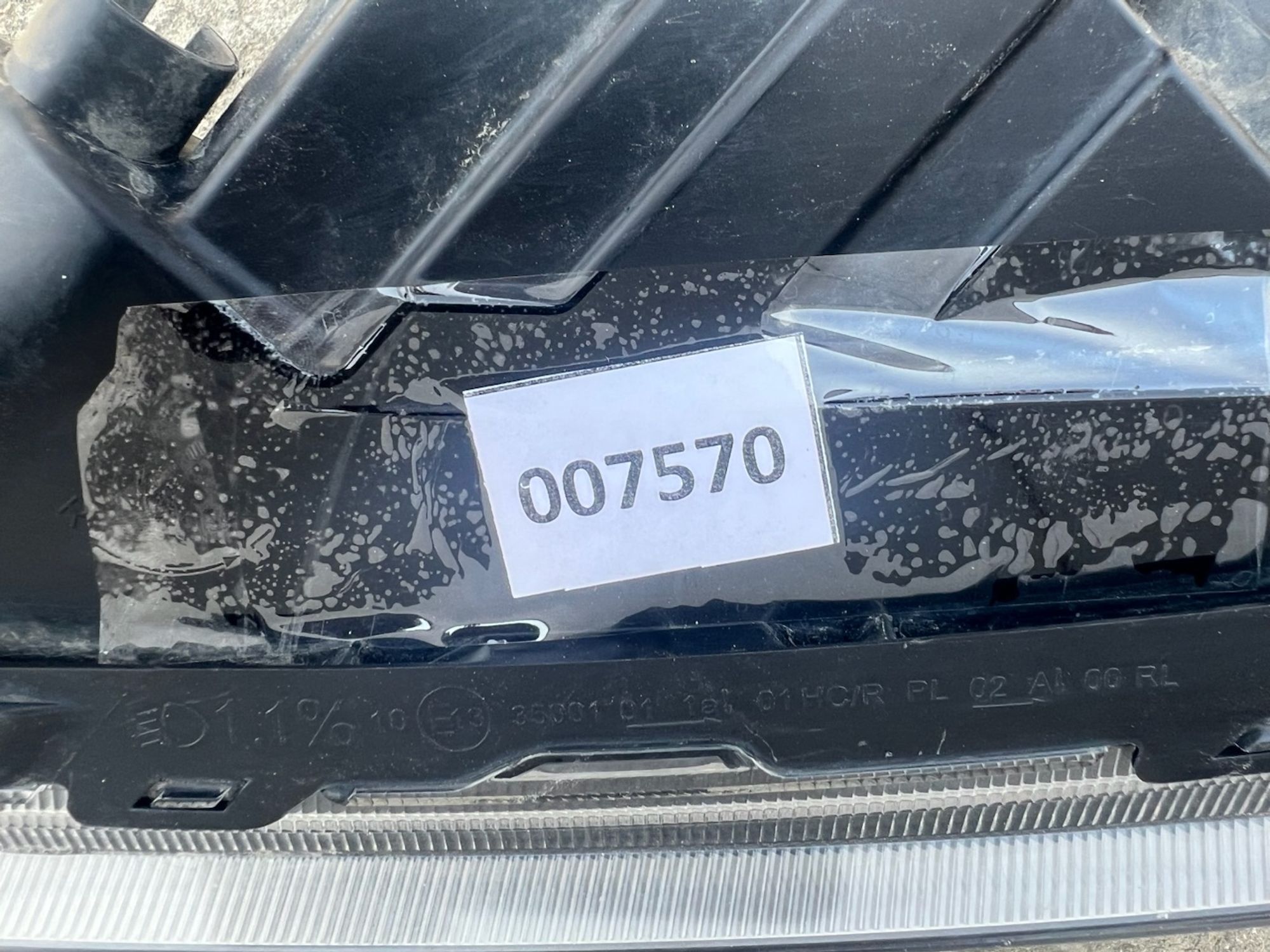 https://gcs.partsauto.market/rn-stockpro.appspot.com/thmbs/userImages/74b999aff9da8d5a09f9ff26dc196135/part/f2bc8a45-4ad1-4515-be24-98316d11c350_1750336140325.jpg