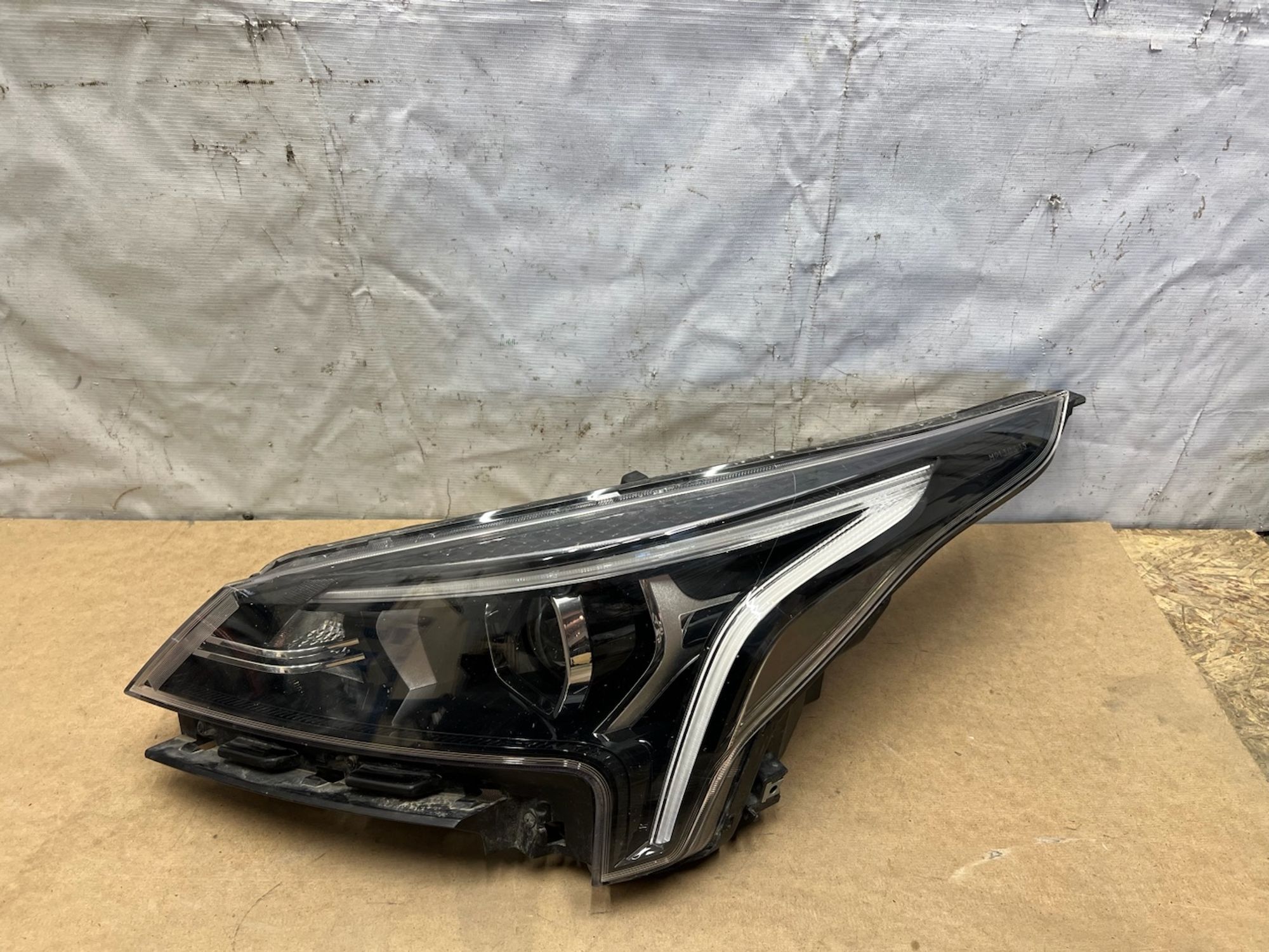 https://gcs.partsauto.market/rn-stockpro.appspot.com/thmbs/userImages/74b999aff9da8d5a09f9ff26dc196135/part/f2e918ff-2b09-43f4-9b03-a11421f50241_1747764525263.jpg