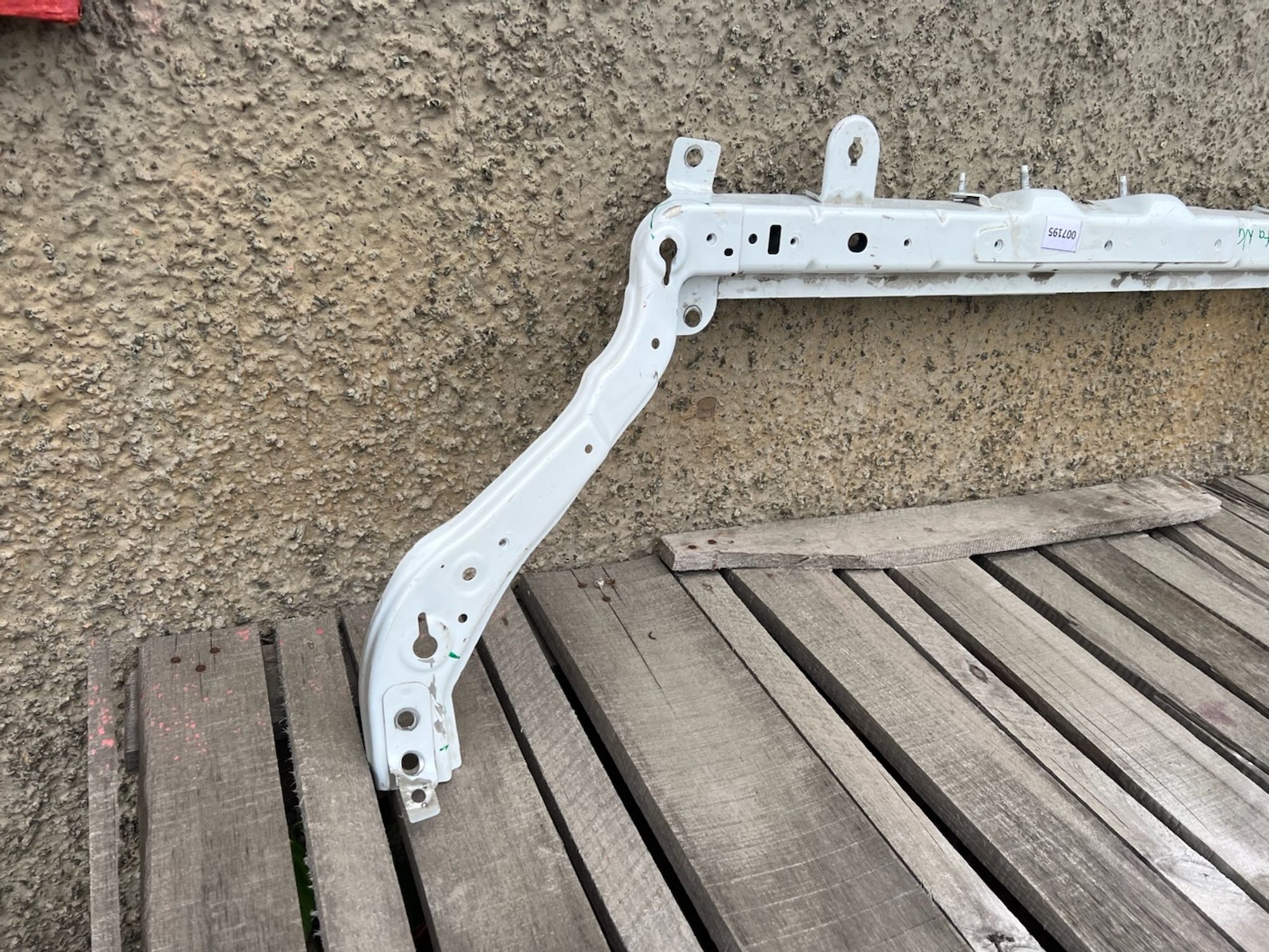https://gcs.partsauto.market/rn-stockpro.appspot.com/thmbs/userImages/74b999aff9da8d5a09f9ff26dc196135/part/f374d593-9615-432f-a535-edf7dbb12dac_1747680428213.jpg