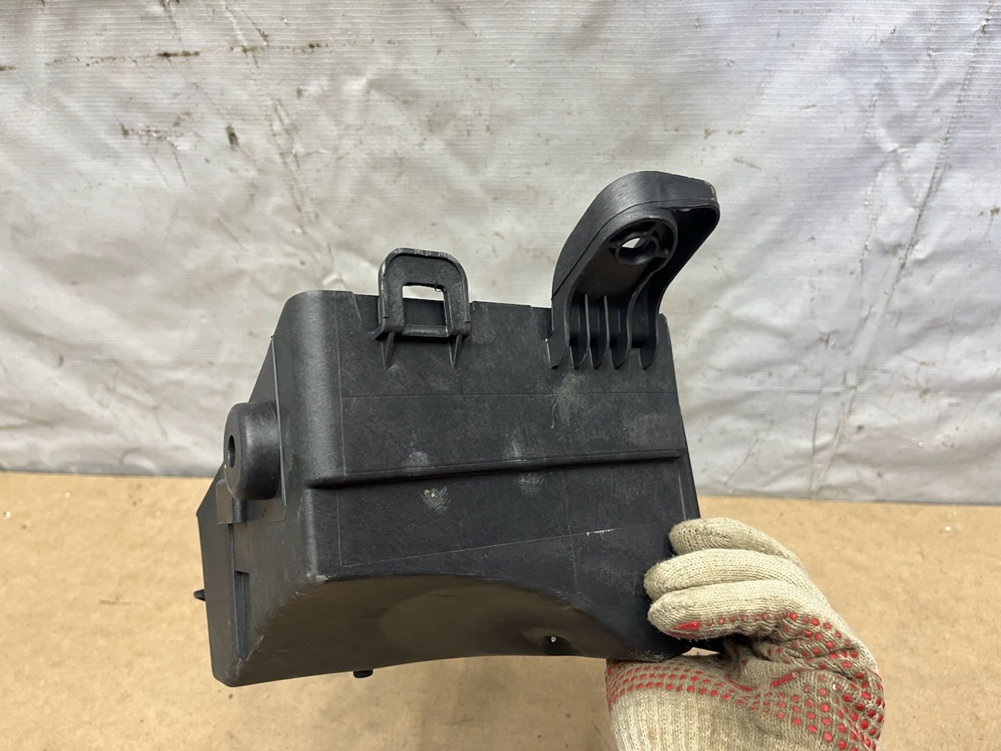 https://gcs.partsauto.market/rn-stockpro.appspot.com/thmbs/userImages/74b999aff9da8d5a09f9ff26dc196135/part/f4a93365-5f6c-4097-9780-b237e230191b_1747225089098.jpg