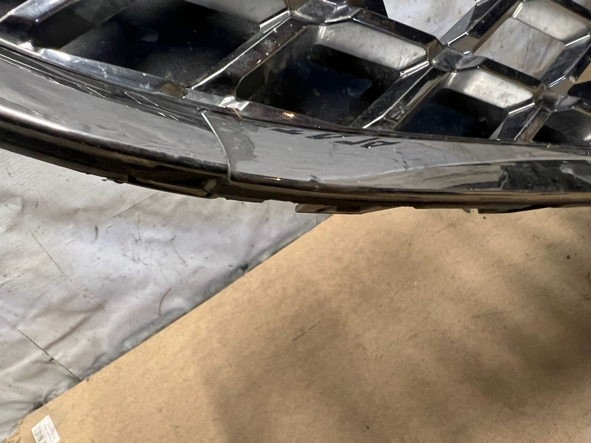 https://gcs.partsauto.market/rn-stockpro.appspot.com/thmbs/userImages/74b999aff9da8d5a09f9ff26dc196135/part/f6421dba-cb45-4707-b5a2-39138959d498_1747763970767.jpg