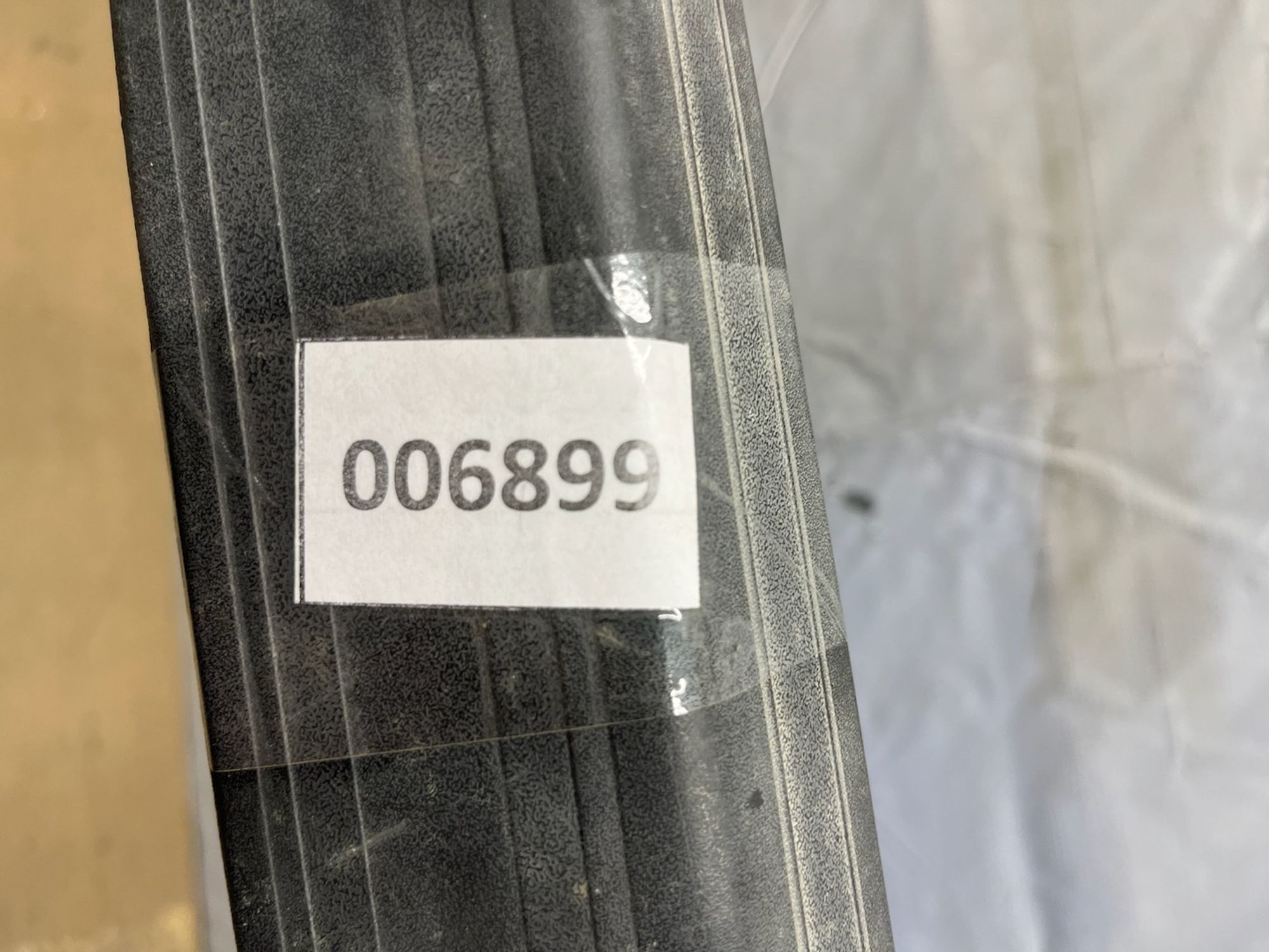 https://gcs.partsauto.market/rn-stockpro.appspot.com/thmbs/userImages/74b999aff9da8d5a09f9ff26dc196135/part/f7f84932-ca4b-4a62-8f73-ff15884a7c1e_1745574608174.jpg