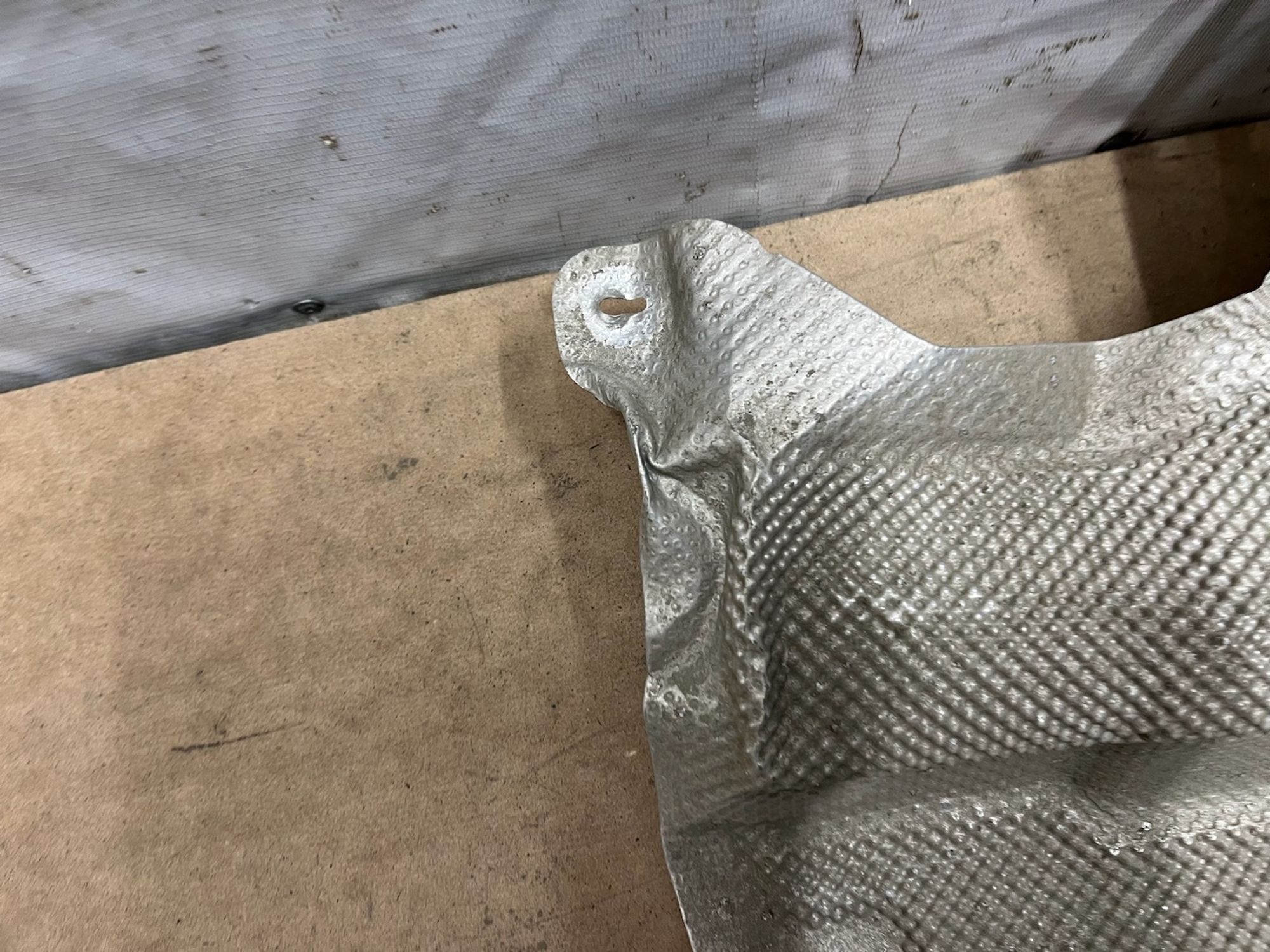 https://gcs.partsauto.market/rn-stockpro.appspot.com/thmbs/userImages/74b999aff9da8d5a09f9ff26dc196135/part/fa41e962-3557-4420-83a7-9f30568883c9_1746007706160.jpg
