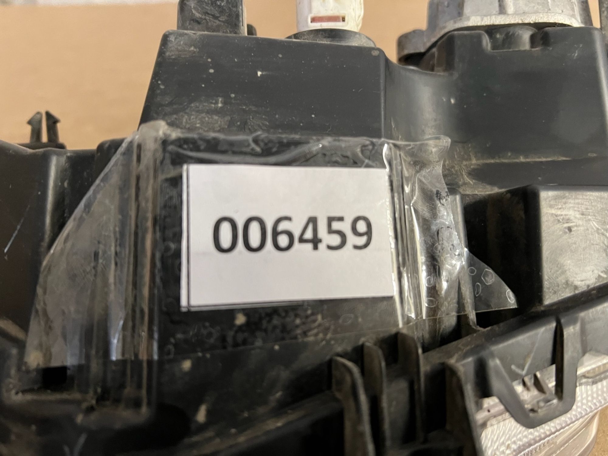 https://gcs.partsauto.market/rn-stockpro.appspot.com/thmbs/userImages/74b999aff9da8d5a09f9ff26dc196135/part/fa73ee97-0c02-4684-908b-f300f00fcf7c_1741689219557.jpg